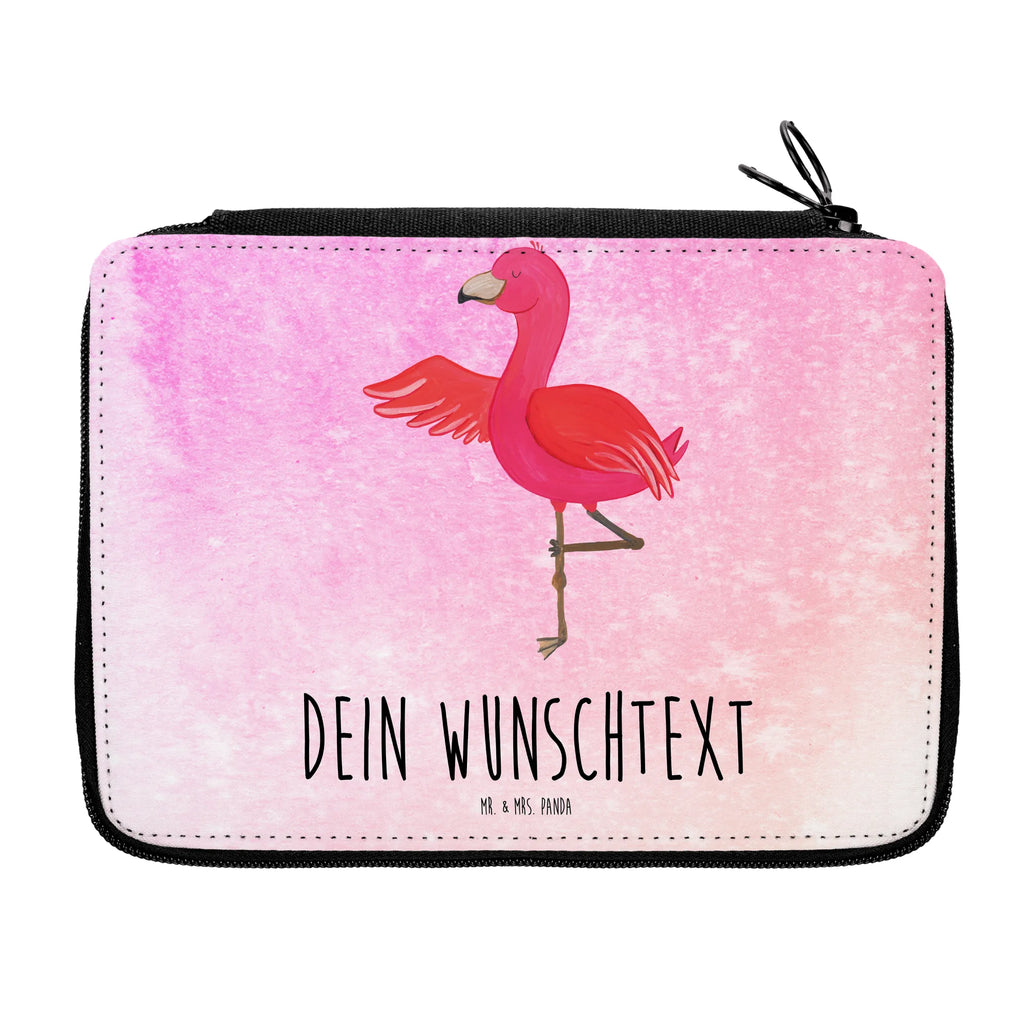 Personalisierte Federmappe Flamingo Yoga Personalisierte Federmappe, Personalisierte Stiftetasche, PersonalisierteS Stifte Etui, Schule, Einschulung, Geschenk, Kind, Schüler, Schülerin, Personalisierte Stifterolle, PersonalisierteS Federmäppchen, Motiv, Grundschule, Federmäppchen bedruckt, Büro Stifte Etui, Bestückte Federmappe, Kinder Federmappe, Federmappe Einschulung, Federmappe mit Namen, Stiftemappe mit Namen, Stifterolle mit Namen, Federmäppchen mit Namen, Flamingo, Vogel, Yoga, Namaste, Achtsamkeit, Yoga-Übung, Entspannung, Ärger, Aufregen, Tiefenentspannung