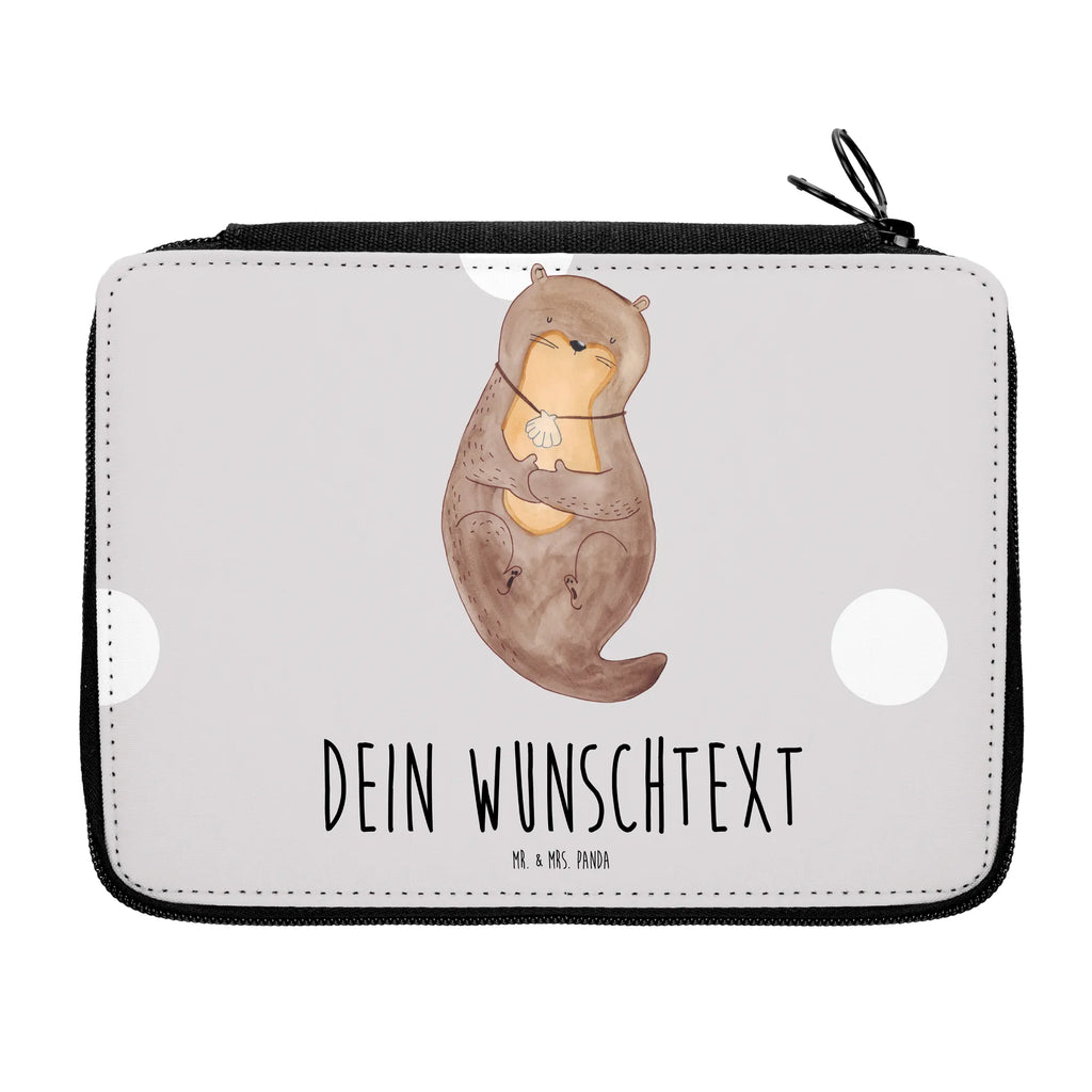 Personalisierte Federmappe Otter mit Muschelmedaillon Personalisierte Federmappe, Personalisierte Stiftetasche, PersonalisierteS Stifte Etui, Schule, Einschulung, Geschenk, Kind, Schüler, Schülerin, Personalisierte Stifterolle, PersonalisierteS Federmäppchen, Motiv, Grundschule, Federmäppchen bedruckt, Büro Stifte Etui, Bestückte Federmappe, Kinder Federmappe, Federmappe Einschulung, Federmappe mit Namen, Stiftemappe mit Namen, Stifterolle mit Namen, Federmäppchen mit Namen, Otter, Fischotter, Seeotter, Otterliebe, grübeln, träumen, Motivation, Tagträumen, Büro