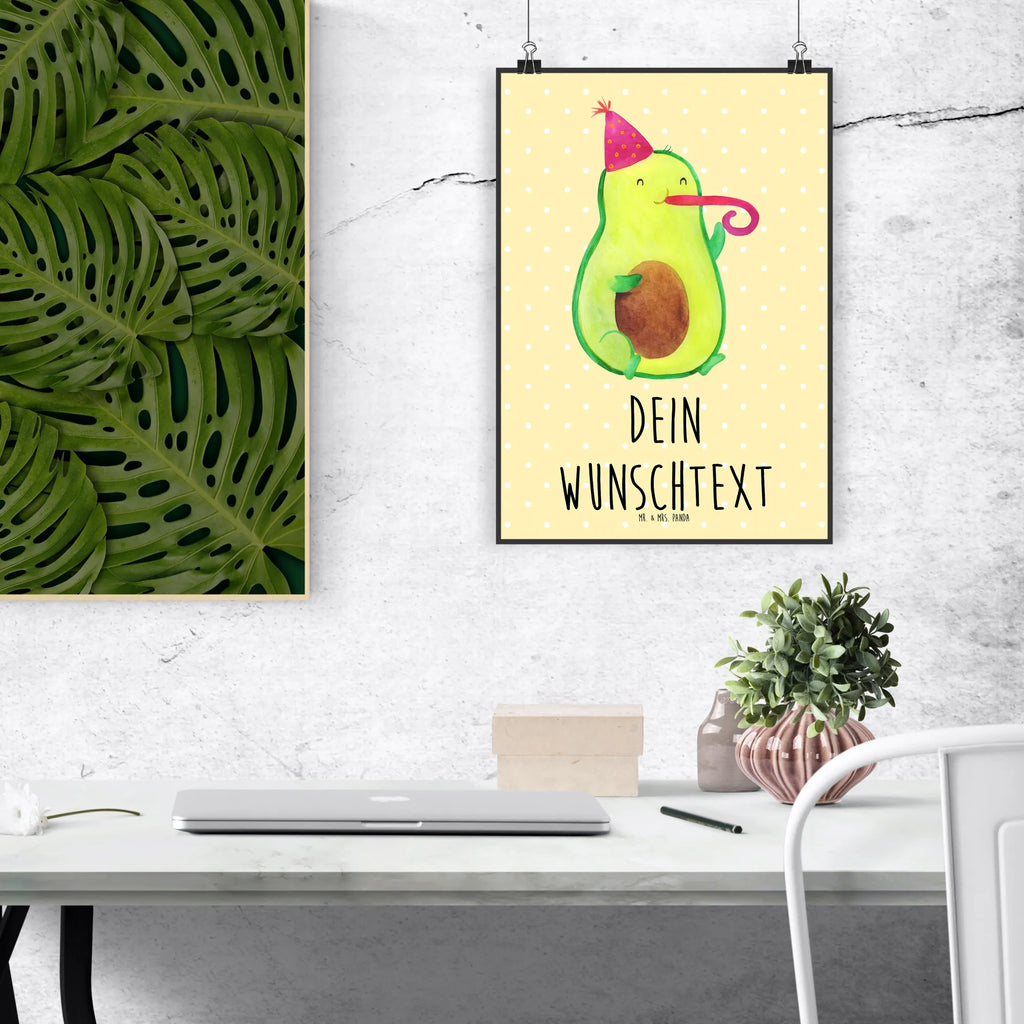 Personalisiertes Poster Avocado Partyhupe Personalisiertes Poster, Personalisiertes Wandposter, Personalisiertes Bild, Personalisierte Wanddeko, Personalisiertes Küchenposter, Personalisiertes Kinderposter, Personalisierte Wanddeko Bild, Personalisierte Raumdekoration, Personalisierte Wanddekoration, Personalisiertes Handgemaltes Poster, Personalisiertes Designposter, Personalisierter Kunstdruck, Personalisierter Posterdruck, Poster mit Namen, Wandposter mit Namen, Bild mit Namen, Wanddeko mit Namen, Küchenposter mit Namen, Kinderposter mit Namen, Wanddeko Bild mit Namen, Raumdekoration mit Namen, Wanddekoration mit Namen, Kunstdruck mit Namen, Posterdruck mit Namen, Wunschtext Poster, Poster selbst gestalten., Avocado, Veggie, Vegan, Gesund, Party, Feierlichkeit, Feier, Fete, Geburtstag, Gute Laune, Tröte