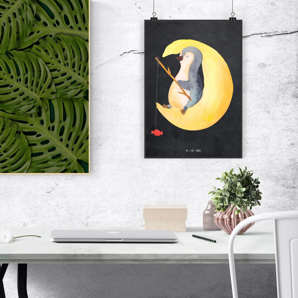 Poster Pinguin Mond Poster, Wandposter, Bild, Wanddeko, Küchenposter, Kinderposter, Wanddeko Bild, Raumdekoration, Wanddekoration, Handgemaltes Poster, Mr. & Mrs. Panda Poster, Designposter, Kunstdruck, Posterdruck, Pinguin, Pinguine, Spruch, schlafen, Nachtruhe, Einschlafen, Schlafzimmer, Schlafstörungen, Gästezimmer