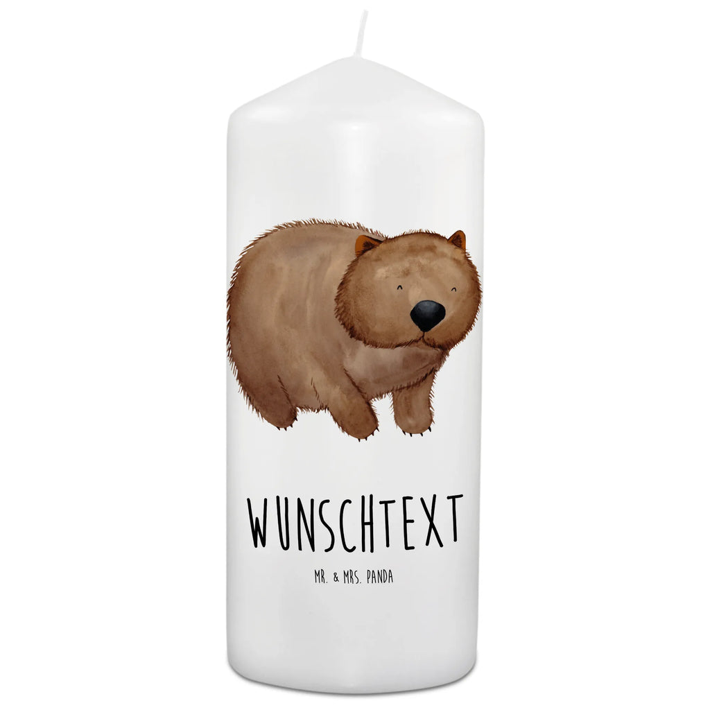 Personalisierte Kerze Wombat Kerze, Taufkerze, Kommunionskerze, Geburtstagskerze, Geschenk Kerze, Taufgeschenk Kerze, Kerze mit Druck, Besondere Kerze, Geschenkidee Kerze, Kerze für Kommunion, kerze personalisiert, personalisierte kerze, personalisierte kerzen, Tiermotive, Gute Laune, lustige Sprüche, Tiere, Wombat, Das Leben ist schön, Motivation, Spruch, Australien