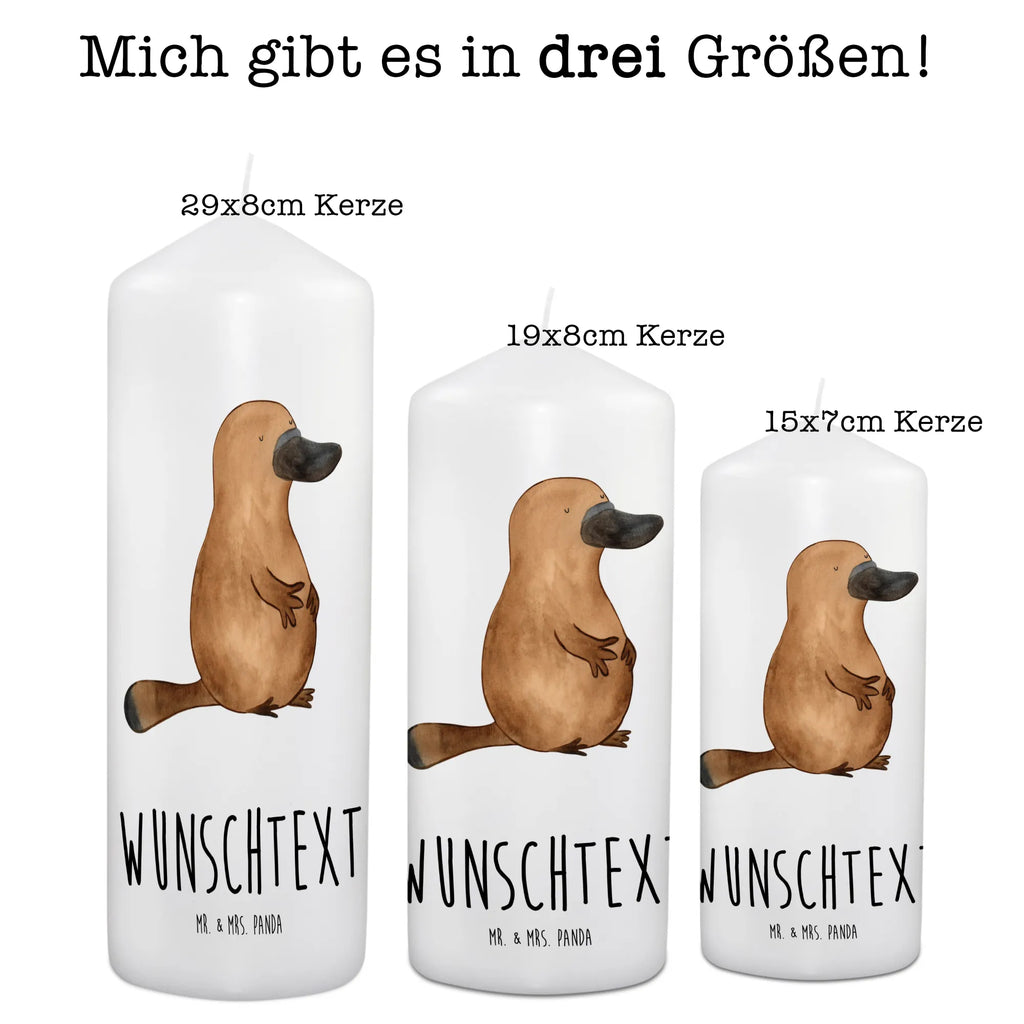 Personalisierte Kerze Schnabeltier mutig Kerze, Taufkerze, Kommunionskerze, Geburtstagskerze, Geschenk Kerze, Taufgeschenk Kerze, Kerze mit Druck, Besondere Kerze, Geschenkidee Kerze, Kerze für Kommunion, kerze personalisiert, personalisierte kerze, personalisierte kerzen, Meerestiere, Meer, Urlaub, Schnabeltier, Mut, mutig, Lebensweisheit, Schnabeltiere, Motivation, Training, Büro, Arbeit, Neuanfang, Neustart, Weltreise, Raodtrip