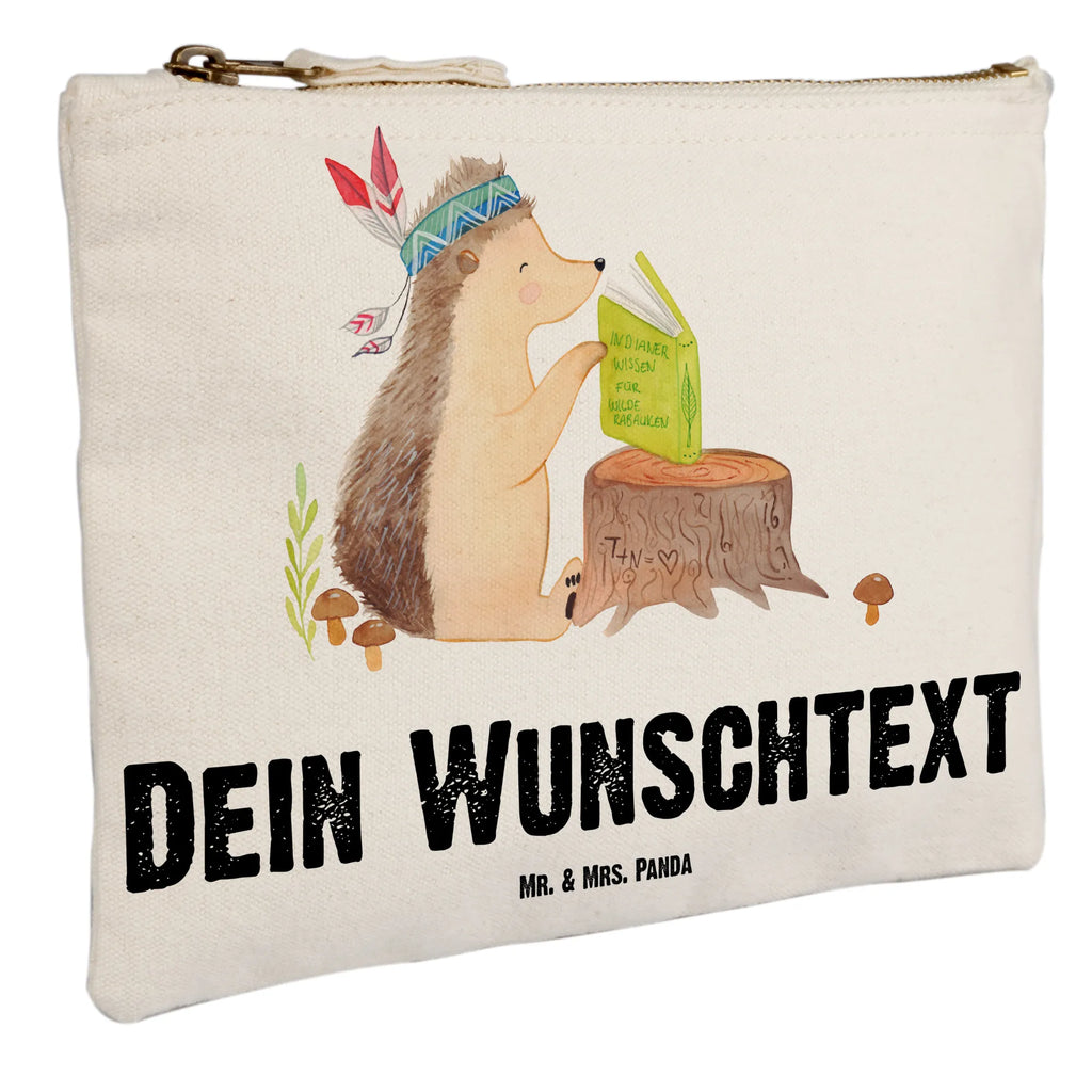 Personalisierte Schminktasche Igel Indianer Personalisierte Schminktasche, Personalisierte Kosmetiktasche, Personalisierter Kosmetikbeutel, Personalisiertes Stiftemäppchen, Personalisiertes Etui, Personalisierte Federmappe, Personalisierte Makeup Bag, Personalisiertes Schminketui, Personalisiertes Kosmetiketui, Personalisiertes Schlamperetui, Schminktasche mit Namen, Kosmetiktasche mit Namen, Kosmetikbeutel mit Namen, Stiftemäppchen mit Namen, Etui mit Namen, Federmappe mit Namen, Makeup Bg mit Namen, Schminketui mit Namen, Kosmetiketui mit Namen, Schlamperetui mit Namen, Schminktasche personalisieren, Schminktasche bedrucken, Schminktasche selbst gestalten, Waldtiere, Tiere, Igel, Indianer, Abenteuer, Lagerfeuer, Camping