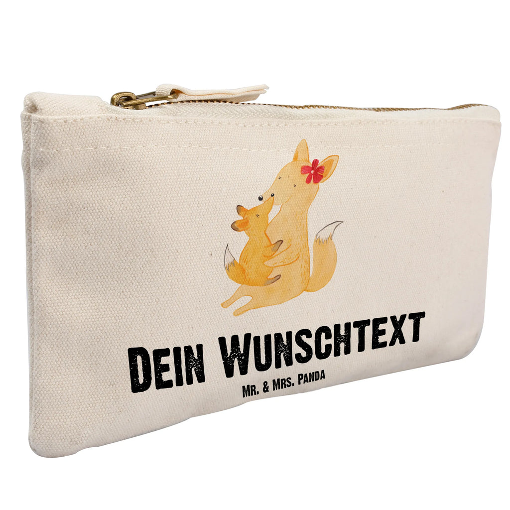 Personalisierte Schminktasche Fuchs Mama & Kind Personalisierte Schminktasche, Personalisierte Kosmetiktasche, Personalisierter Kosmetikbeutel, Personalisiertes Stiftemäppchen, Personalisiertes Etui, Personalisierte Federmappe, Personalisierte Makeup Bag, Personalisiertes Schminketui, Personalisiertes Kosmetiketui, Personalisiertes Schlamperetui, Schminktasche mit Namen, Kosmetiktasche mit Namen, Kosmetikbeutel mit Namen, Stiftemäppchen mit Namen, Etui mit Namen, Federmappe mit Namen, Makeup Bg mit Namen, Schminketui mit Namen, Kosmetiketui mit Namen, Schlamperetui mit Namen, Schminktasche personalisieren, Schminktasche bedrucken, Schminktasche selbst gestalten, Familie, Vatertag, Muttertag, Bruder, Schwester, Mama, Papa, Oma, Opa, Mutter, Tochter, Lieblingstochter, Beste Tochter, Geschenk