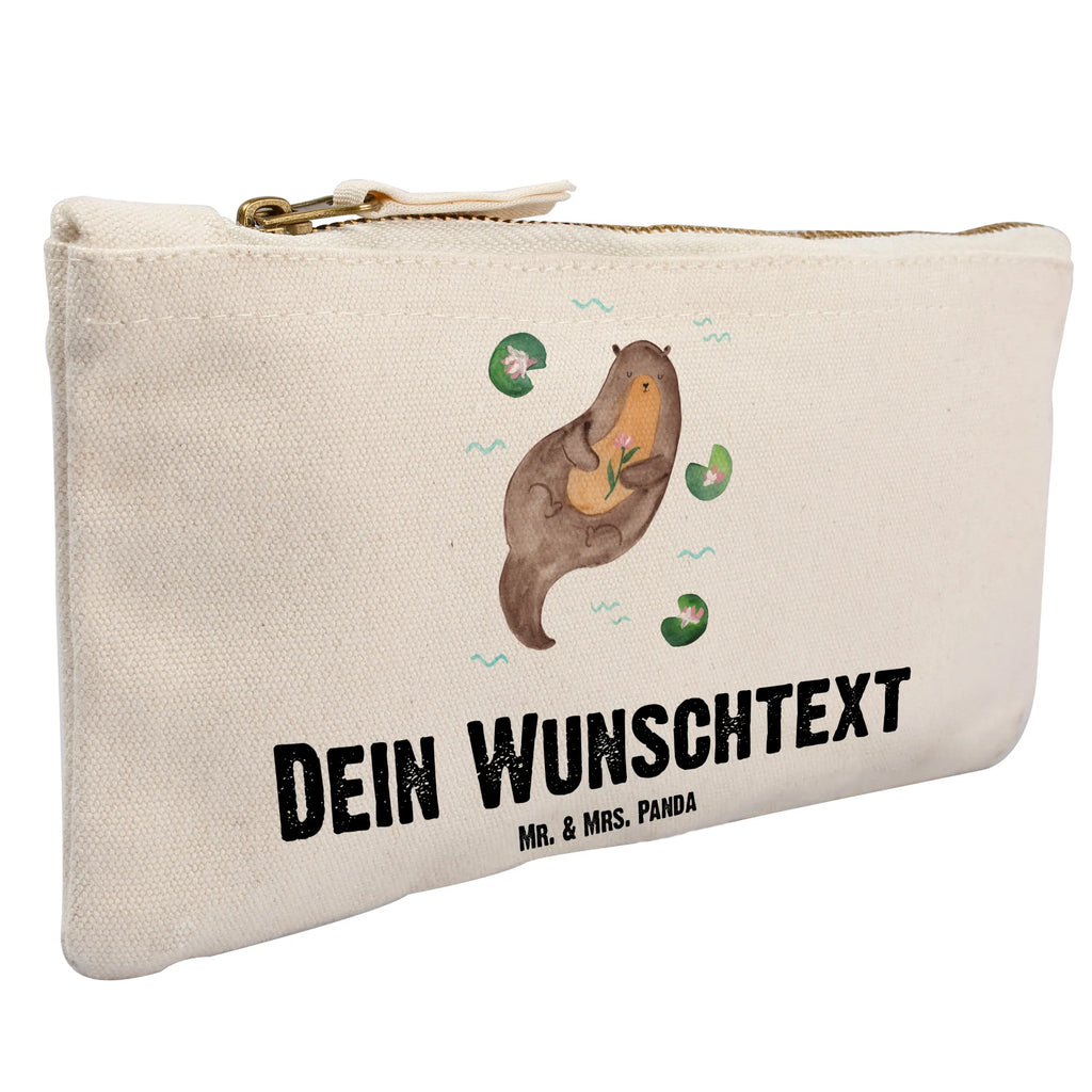 Personalisierte Schminktasche Otter mit Seerose Personalisierte Schminktasche, Personalisierte Kosmetiktasche, Personalisierter Kosmetikbeutel, Personalisiertes Stiftemäppchen, Personalisiertes Etui, Personalisierte Federmappe, Personalisierte Makeup Bag, Personalisiertes Schminketui, Personalisiertes Kosmetiketui, Personalisiertes Schlamperetui, Schminktasche mit Namen, Kosmetiktasche mit Namen, Kosmetikbeutel mit Namen, Stiftemäppchen mit Namen, Etui mit Namen, Federmappe mit Namen, Makeup Bg mit Namen, Schminketui mit Namen, Kosmetiketui mit Namen, Schlamperetui mit Namen, Schminktasche personalisieren, Schminktasche bedrucken, Schminktasche selbst gestalten, Otter, Fischotter, Seeotter, Otter Seeotter See Otter