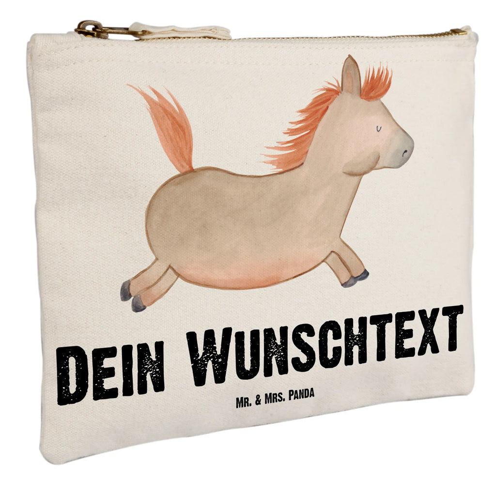 Personalisierte Schminktasche Pferd springt Personalisierte Schminktasche, Personalisierte Kosmetiktasche, Personalisierter Kosmetikbeutel, Personalisiertes Stiftemäppchen, Personalisiertes Etui, Personalisierte Federmappe, Personalisierte Makeup Bag, Personalisiertes Schminketui, Personalisiertes Kosmetiketui, Personalisiertes Schlamperetui, Schminktasche mit Namen, Kosmetiktasche mit Namen, Kosmetikbeutel mit Namen, Stiftemäppchen mit Namen, Etui mit Namen, Federmappe mit Namen, Makeup Bg mit Namen, Schminketui mit Namen, Kosmetiketui mit Namen, Schlamperetui mit Namen, Schminktasche personalisieren, Schminktasche bedrucken, Schminktasche selbst gestalten, Bauernhof, Hoftiere, Landwirt, Landwirtin, Pferd, Pony, Pferde, Stall, Pferdestall, ausreiten, reiten, Pferdebesitzer