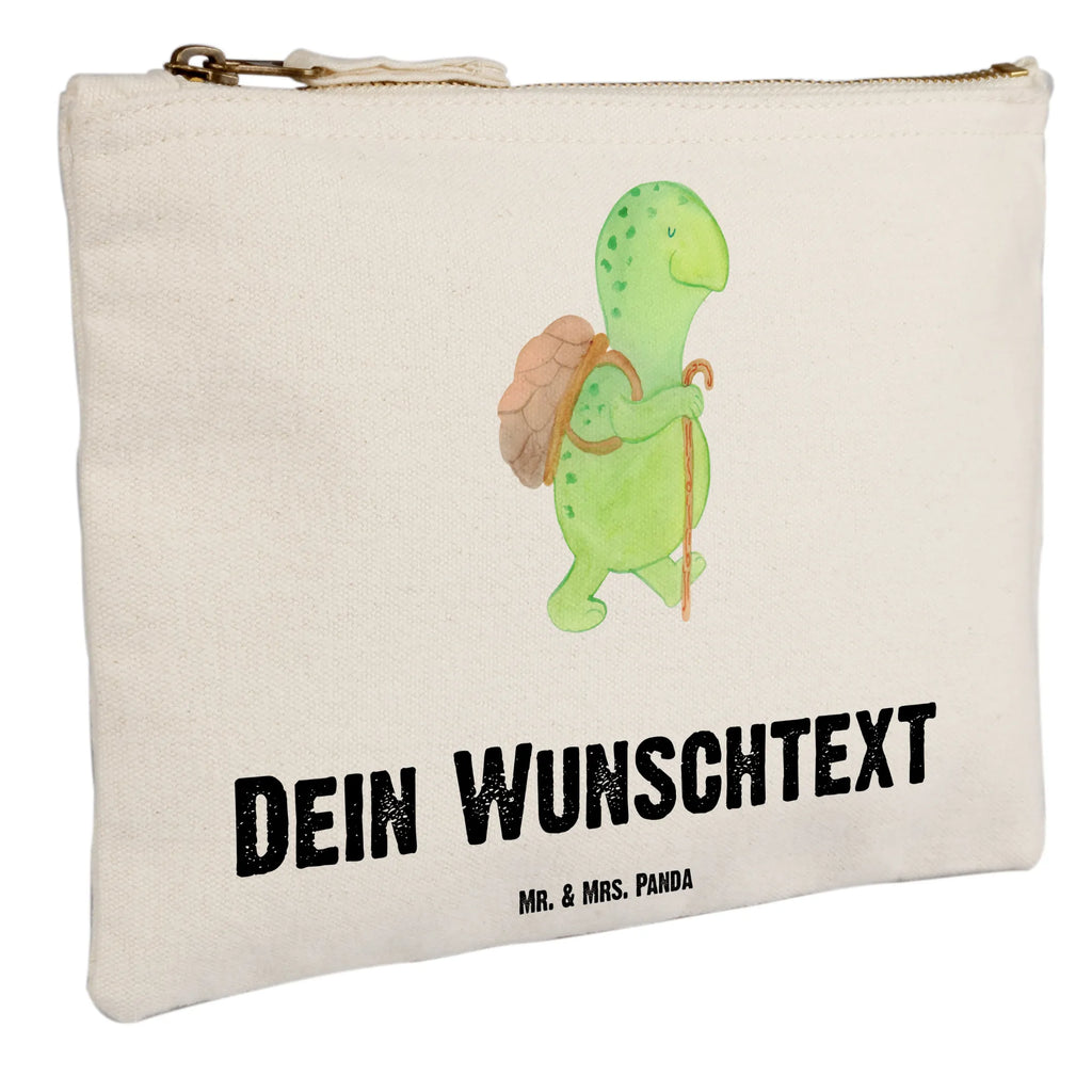 Personalisierte Schminktasche Schildkröte Wanderer Personalisierte Schminktasche, Personalisierte Kosmetiktasche, Personalisierter Kosmetikbeutel, Personalisiertes Stiftemäppchen, Personalisiertes Etui, Personalisierte Federmappe, Personalisierte Makeup Bag, Personalisiertes Schminketui, Personalisiertes Kosmetiketui, Personalisiertes Schlamperetui, Schminktasche mit Namen, Kosmetiktasche mit Namen, Kosmetikbeutel mit Namen, Stiftemäppchen mit Namen, Etui mit Namen, Federmappe mit Namen, Makeup Bg mit Namen, Schminketui mit Namen, Kosmetiketui mit Namen, Schlamperetui mit Namen, Schminktasche personalisieren, Schminktasche bedrucken, Schminktasche selbst gestalten, Schildkröte, Schildkröten, Motivation, Motivationsspruch, Motivationssprüche, Neuanfang