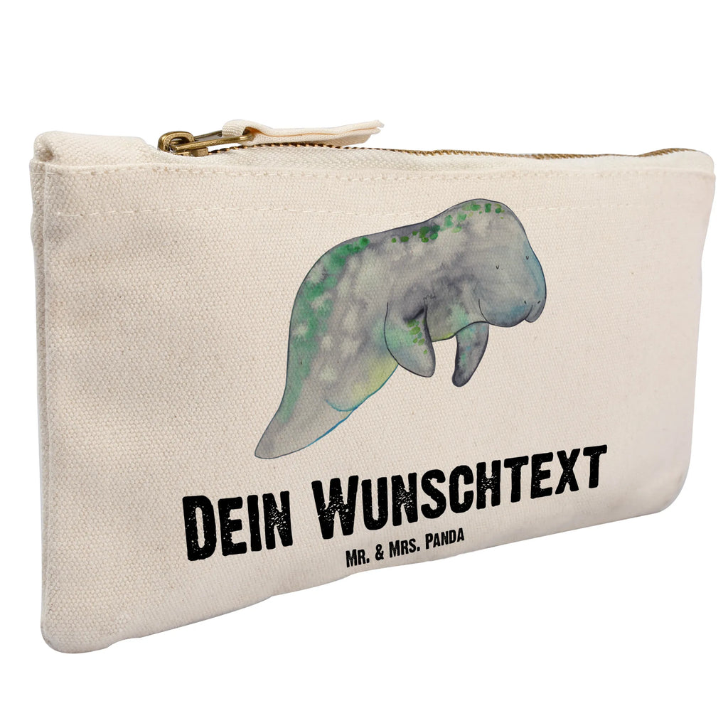 Personalisierte Schminktasche Seekuh chillt Personalisierte Schminktasche, Personalisierte Kosmetiktasche, Personalisierter Kosmetikbeutel, Personalisiertes Stiftemäppchen, Personalisiertes Etui, Personalisierte Federmappe, Personalisierte Makeup Bag, Personalisiertes Schminketui, Personalisiertes Kosmetiketui, Personalisiertes Schlamperetui, Schminktasche mit Namen, Kosmetiktasche mit Namen, Kosmetikbeutel mit Namen, Stiftemäppchen mit Namen, Etui mit Namen, Federmappe mit Namen, Makeup Bg mit Namen, Schminketui mit Namen, Kosmetiketui mit Namen, Schlamperetui mit Namen, Schminktasche personalisieren, Schminktasche bedrucken, Schminktasche selbst gestalten, Meerestiere, Meer, Urlaub, Seekuh, Seekühe, Diät, Abnehmen, Zucker, Diätwahn, Essen, Süßigkeiten