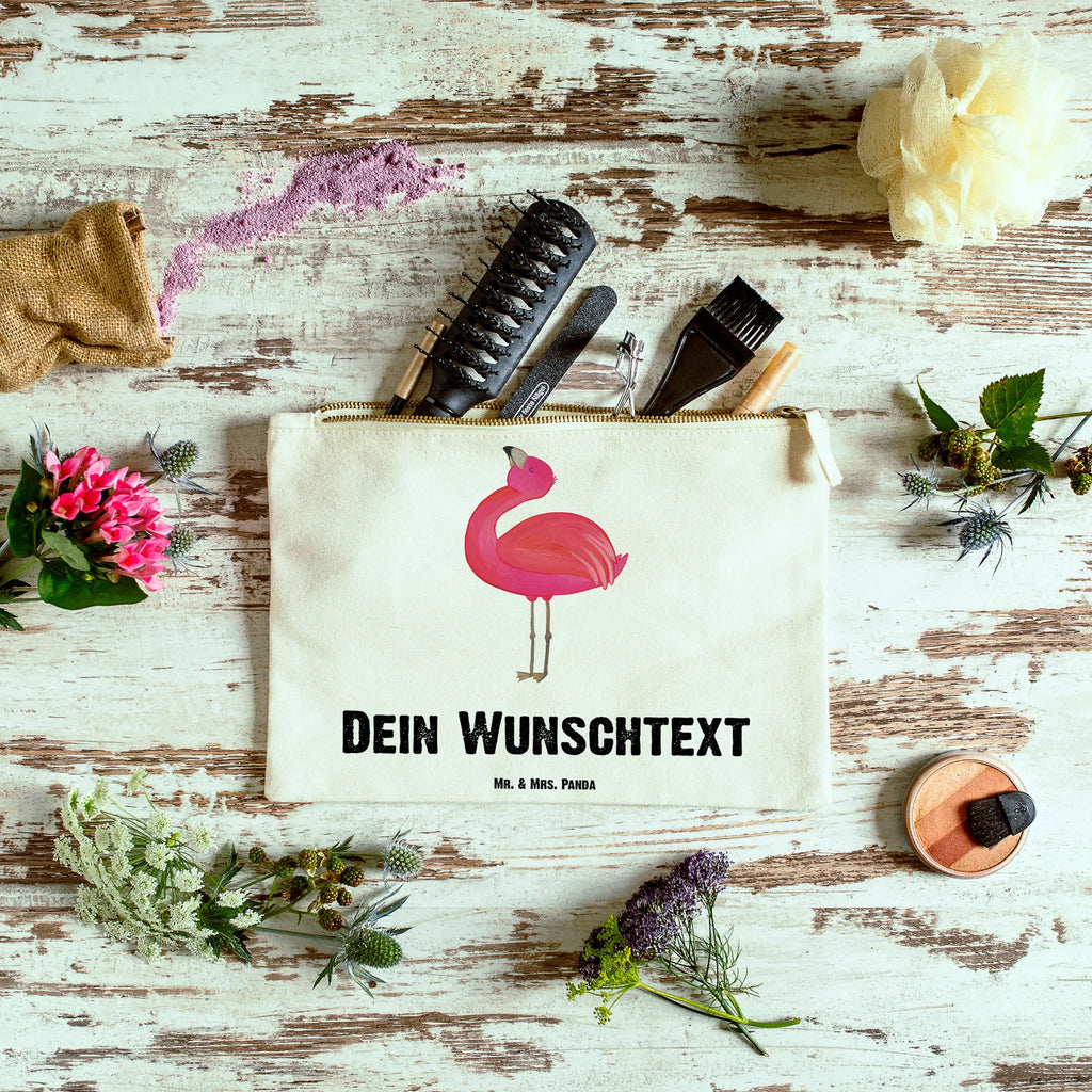 Personalisierte Schminktasche Flamingo stolz Personalisierte Schminktasche, Personalisierte Kosmetiktasche, Personalisierter Kosmetikbeutel, Personalisiertes Stiftemäppchen, Personalisiertes Etui, Personalisierte Federmappe, Personalisierte Makeup Bag, Personalisiertes Schminketui, Personalisiertes Kosmetiketui, Personalisiertes Schlamperetui, Schminktasche mit Namen, Kosmetiktasche mit Namen, Kosmetikbeutel mit Namen, Stiftemäppchen mit Namen, Etui mit Namen, Federmappe mit Namen, Makeup Bg mit Namen, Schminketui mit Namen, Kosmetiketui mit Namen, Schlamperetui mit Namen, Schminktasche personalisieren, Schminktasche bedrucken, Schminktasche selbst gestalten, Flamingo, stolz, Freude, Selbstliebe, Selbstakzeptanz, Freundin, beste Freundin, Tochter, Mama, Schwester