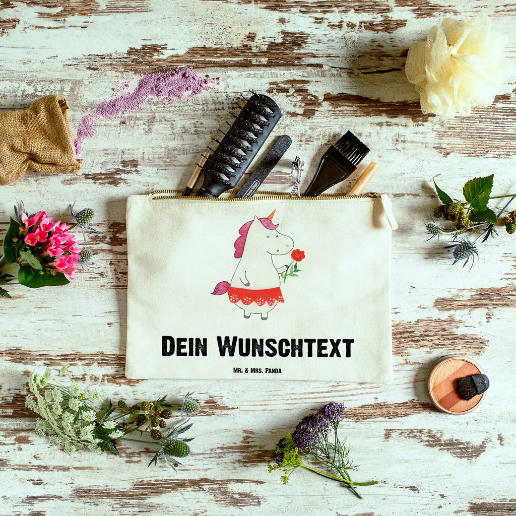 Personalisierte Schminktasche Einhorn Dame Personalisierte Schminktasche, Personalisierte Kosmetiktasche, Personalisierter Kosmetikbeutel, Personalisiertes Stiftemäppchen, Personalisiertes Etui, Personalisierte Federmappe, Personalisierte Makeup Bag, Personalisiertes Schminketui, Personalisiertes Kosmetiketui, Personalisiertes Schlamperetui, Schminktasche mit Namen, Kosmetiktasche mit Namen, Kosmetikbeutel mit Namen, Stiftemäppchen mit Namen, Etui mit Namen, Federmappe mit Namen, Makeup Bg mit Namen, Schminketui mit Namen, Kosmetiketui mit Namen, Schlamperetui mit Namen, Schminktasche personalisieren, Schminktasche bedrucken, Schminktasche selbst gestalten, Einhorn, Einhörner, Einhorn Deko, Pegasus, Unicorn, Dame, Lady, feine Dame, Freundin, Frau, Bachelor, Bachelorette, Abfuhr, Schluss machen, Trennung