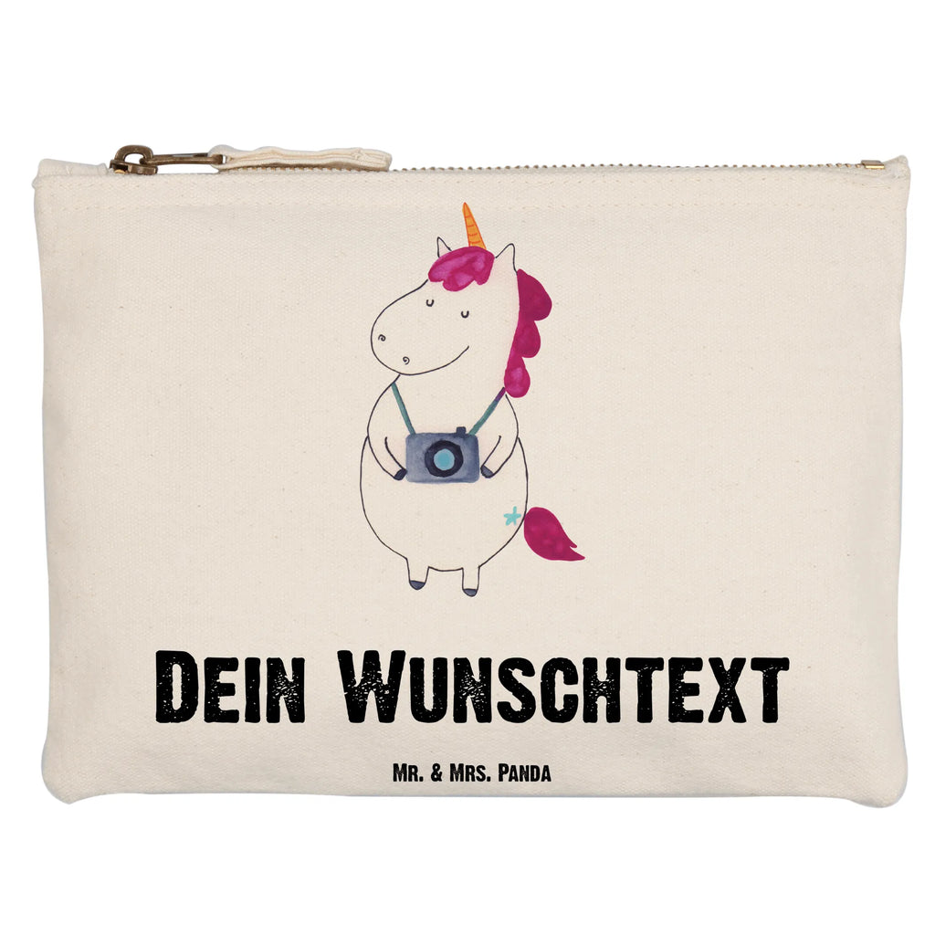 Personalisierte Schminktasche Einhorn Fotograf Personalisierte Schminktasche, Personalisierte Kosmetiktasche, Personalisierter Kosmetikbeutel, Personalisiertes Stiftemäppchen, Personalisiertes Etui, Personalisierte Federmappe, Personalisierte Makeup Bag, Personalisiertes Schminketui, Personalisiertes Kosmetiketui, Personalisiertes Schlamperetui, Schminktasche mit Namen, Kosmetiktasche mit Namen, Kosmetikbeutel mit Namen, Stiftemäppchen mit Namen, Etui mit Namen, Federmappe mit Namen, Makeup Bg mit Namen, Schminketui mit Namen, Kosmetiketui mit Namen, Schlamperetui mit Namen, Schminktasche personalisieren, Schminktasche bedrucken, Schminktasche selbst gestalten, Einhorn, Einhörner, Einhorn Deko, Pegasus, Unicorn, Fotograf, Fotografie, Kamera, Reisen, Weltreise, Weltenbummler, Urlaub, Tourist, Kurztrip, Reise, Städtereise