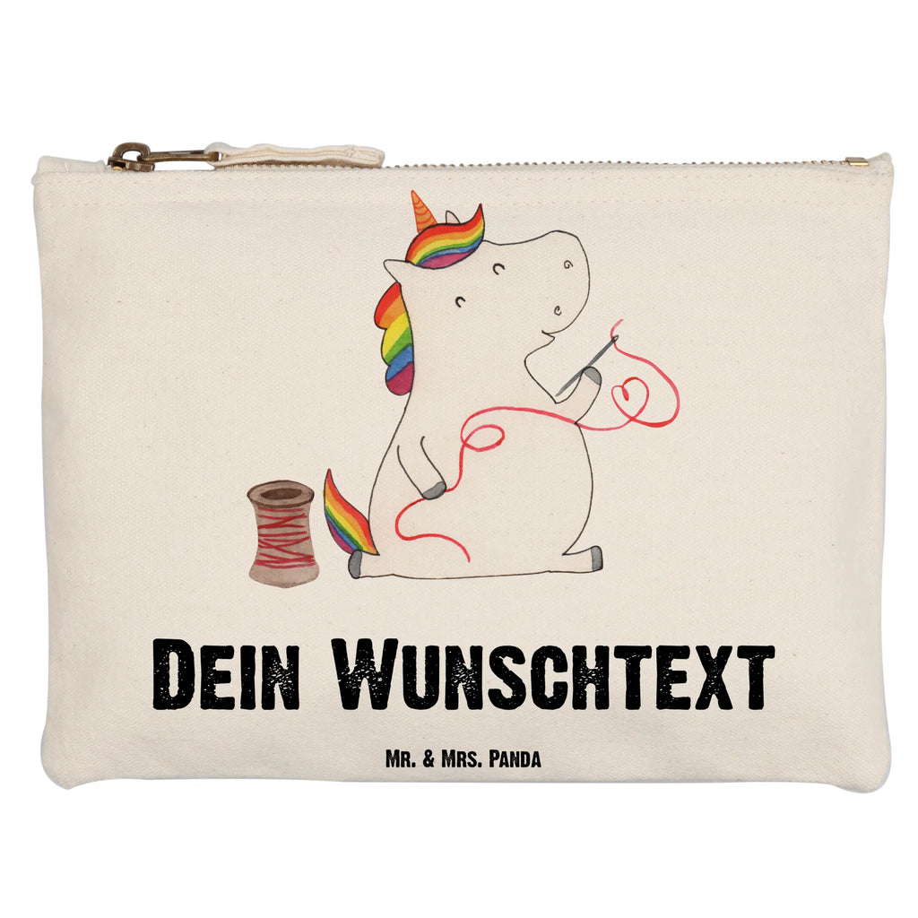 Personalisierte Schminktasche Einhorn Näherin Personalisierte Schminktasche, Personalisierte Kosmetiktasche, Personalisierter Kosmetikbeutel, Personalisiertes Stiftemäppchen, Personalisiertes Etui, Personalisierte Federmappe, Personalisierte Makeup Bag, Personalisiertes Schminketui, Personalisiertes Kosmetiketui, Personalisiertes Schlamperetui, Schminktasche mit Namen, Kosmetiktasche mit Namen, Kosmetikbeutel mit Namen, Stiftemäppchen mit Namen, Etui mit Namen, Federmappe mit Namen, Makeup Bg mit Namen, Schminketui mit Namen, Kosmetiketui mit Namen, Schlamperetui mit Namen, Schminktasche personalisieren, Schminktasche bedrucken, Schminktasche selbst gestalten, Einhorn, Einhörner, Einhorn Deko, Pegasus, Unicorn, Näherin, nähen, Mädchen, Freundin, Häkeln, Stricken, basteln, Nähzimmer