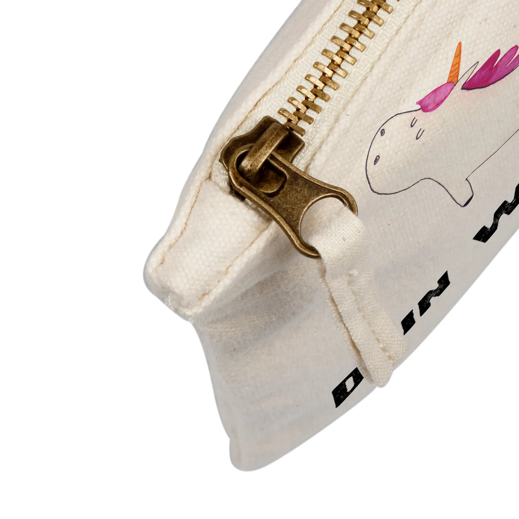 Personalisierte Schminktasche Einhorn Yoga Personalisierte Schminktasche, Personalisierte Kosmetiktasche, Personalisierter Kosmetikbeutel, Personalisiertes Stiftemäppchen, Personalisiertes Etui, Personalisierte Federmappe, Personalisierte Makeup Bag, Personalisiertes Schminketui, Personalisiertes Kosmetiketui, Personalisiertes Schlamperetui, Schminktasche mit Namen, Kosmetiktasche mit Namen, Kosmetikbeutel mit Namen, Stiftemäppchen mit Namen, Etui mit Namen, Federmappe mit Namen, Makeup Bg mit Namen, Schminketui mit Namen, Kosmetiketui mit Namen, Schlamperetui mit Namen, Schminktasche personalisieren, Schminktasche bedrucken, Schminktasche selbst gestalten, Einhorn, Einhörner, Einhorn Deko, Pegasus, Unicorn, Yoga, Namaste, Achtsamkeit, Entspannung, Joga, Yogamatte, Sport, lustig, witzig, süß