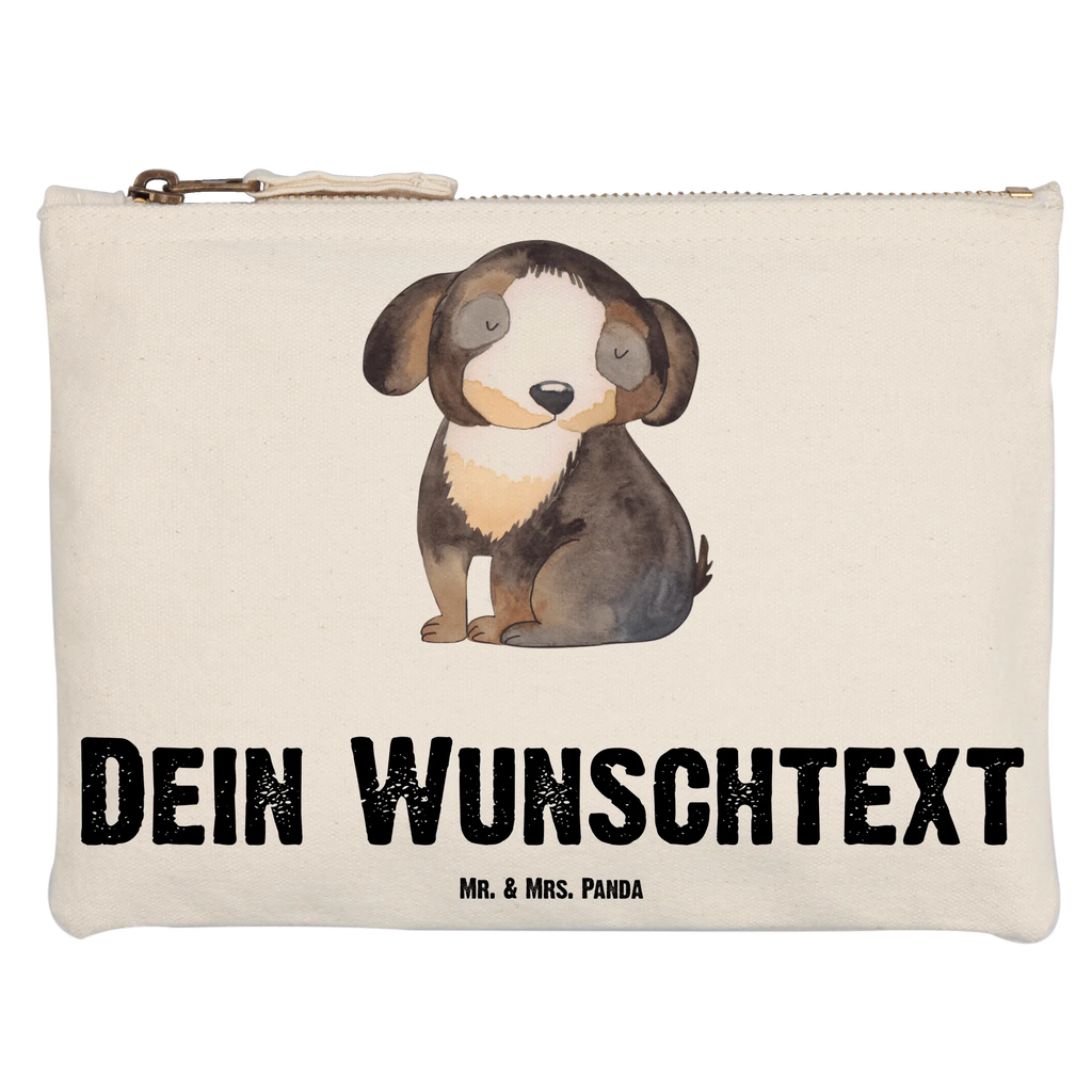 Personalisierte Schminktasche Hund entspannt Personalisierte Schminktasche, Personalisierte Kosmetiktasche, Personalisierter Kosmetikbeutel, Personalisiertes Stiftemäppchen, Personalisiertes Etui, Personalisierte Federmappe, Personalisierte Makeup Bag, Personalisiertes Schminketui, Personalisiertes Kosmetiketui, Personalisiertes Schlamperetui, Schminktasche mit Namen, Kosmetiktasche mit Namen, Kosmetikbeutel mit Namen, Stiftemäppchen mit Namen, Etui mit Namen, Federmappe mit Namen, Makeup Bg mit Namen, Schminketui mit Namen, Kosmetiketui mit Namen, Schlamperetui mit Namen, Schminktasche personalisieren, Schminktasche bedrucken, Schminktasche selbst gestalten, Hund, Hundemotiv, Haustier, Hunderasse, Tierliebhaber, Hundebesitzer, Sprüche, schwarzer Hund, Hundeliebe, Liebe, Hundeglück