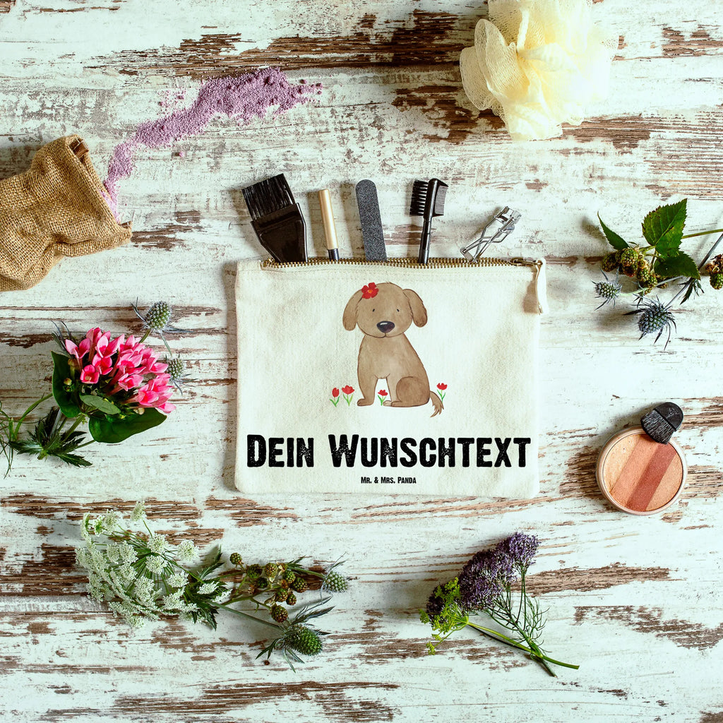 Personalisierte Schminktasche Hund Hundedame Personalisierte Schminktasche, Personalisierte Kosmetiktasche, Personalisierter Kosmetikbeutel, Personalisiertes Stiftemäppchen, Personalisiertes Etui, Personalisierte Federmappe, Personalisierte Makeup Bag, Personalisiertes Schminketui, Personalisiertes Kosmetiketui, Personalisiertes Schlamperetui, Schminktasche mit Namen, Kosmetiktasche mit Namen, Kosmetikbeutel mit Namen, Stiftemäppchen mit Namen, Etui mit Namen, Federmappe mit Namen, Makeup Bg mit Namen, Schminketui mit Namen, Kosmetiketui mit Namen, Schlamperetui mit Namen, Schminktasche personalisieren, Schminktasche bedrucken, Schminktasche selbst gestalten, Hund, Hundemotiv, Haustier, Hunderasse, Tierliebhaber, Hundebesitzer, Sprüche, Hunde, Hundeliebe, Hundeglück, Liebe, Frauchen