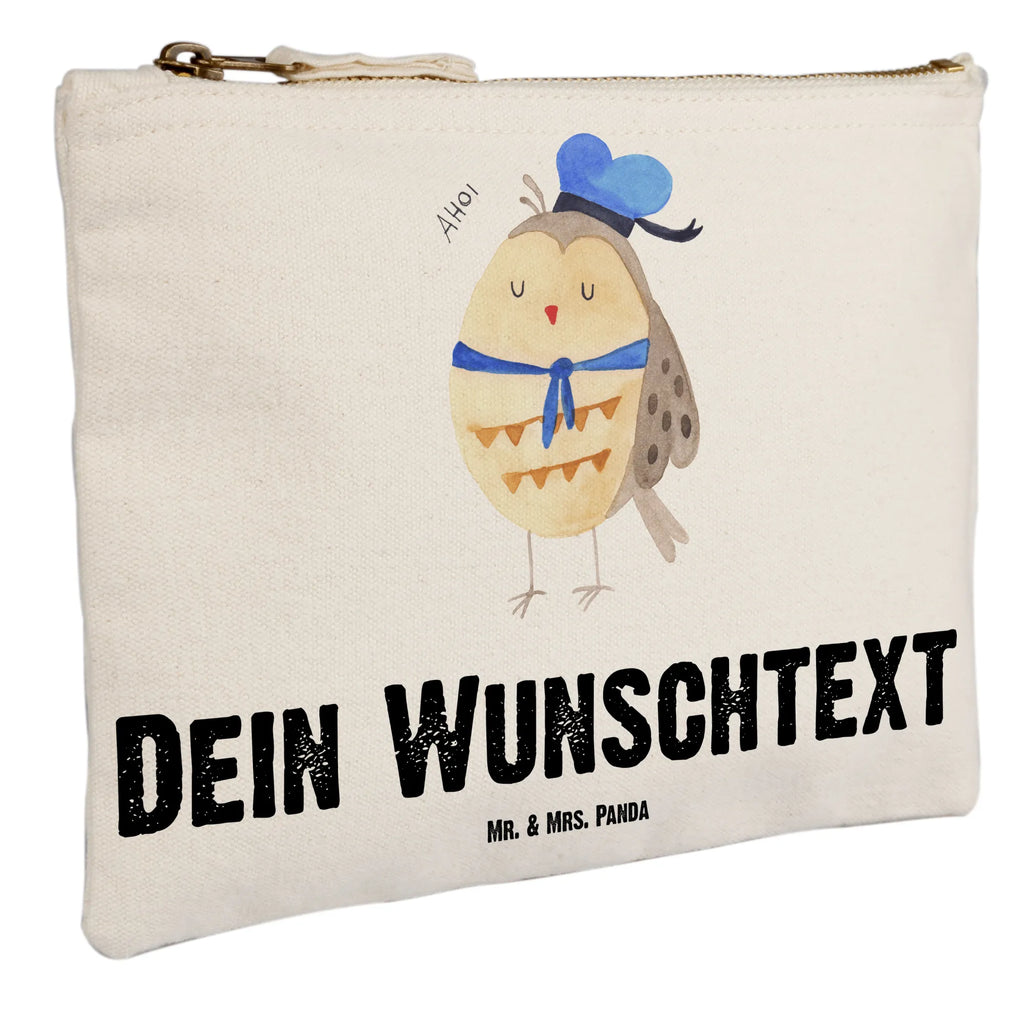 Personalisierte Schminktasche Eule Matrosen Personalisierte Schminktasche, Personalisierte Kosmetiktasche, Personalisierter Kosmetikbeutel, Personalisiertes Stiftemäppchen, Personalisiertes Etui, Personalisierte Federmappe, Personalisierte Makeup Bag, Personalisiertes Schminketui, Personalisiertes Kosmetiketui, Personalisiertes Schlamperetui, Schminktasche mit Namen, Kosmetiktasche mit Namen, Kosmetikbeutel mit Namen, Stiftemäppchen mit Namen, Etui mit Namen, Federmappe mit Namen, Makeup Bg mit Namen, Schminketui mit Namen, Kosmetiketui mit Namen, Schlamperetui mit Namen, Schminktasche personalisieren, Schminktasche bedrucken, Schminktasche selbst gestalten, Eule, Eule Spruch, Eule Deko, Owl, Wortspiel lustig, Matrose, Freundin, Ehe, Seefahrer, Heimathafen, Hochzeitstag Geschenk