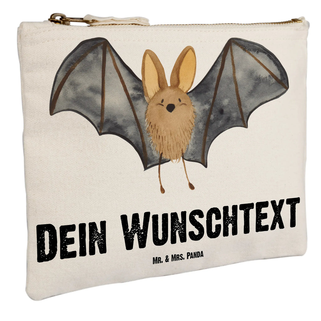 Personalisierte Schminktasche Fledermaus Flügel Personalisierte Schminktasche, Personalisierte Kosmetiktasche, Personalisierter Kosmetikbeutel, Personalisiertes Stiftemäppchen, Personalisiertes Etui, Personalisierte Federmappe, Personalisierte Makeup Bag, Personalisiertes Schminketui, Personalisiertes Kosmetiketui, Personalisiertes Schlamperetui, Schminktasche mit Namen, Kosmetiktasche mit Namen, Kosmetikbeutel mit Namen, Stiftemäppchen mit Namen, Etui mit Namen, Federmappe mit Namen, Makeup Bg mit Namen, Schminketui mit Namen, Kosmetiketui mit Namen, Schlamperetui mit Namen, Schminktasche personalisieren, Schminktasche bedrucken, Schminktasche selbst gestalten, Tiermotive, Gute Laune, lustige Sprüche, Tiere