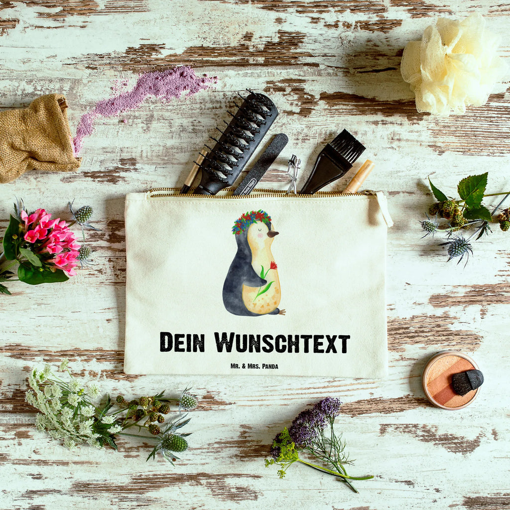 Personalisierte Schminktasche Pinguin Blumenkranz Personalisierte Schminktasche, Personalisierte Kosmetiktasche, Personalisierter Kosmetikbeutel, Personalisiertes Stiftemäppchen, Personalisiertes Etui, Personalisierte Federmappe, Personalisierte Makeup Bag, Personalisiertes Schminketui, Personalisiertes Kosmetiketui, Personalisiertes Schlamperetui, Schminktasche mit Namen, Kosmetiktasche mit Namen, Kosmetikbeutel mit Namen, Stiftemäppchen mit Namen, Etui mit Namen, Federmappe mit Namen, Makeup Bg mit Namen, Schminketui mit Namen, Kosmetiketui mit Namen, Schlamperetui mit Namen, Schminktasche personalisieren, Schminktasche bedrucken, Schminktasche selbst gestalten, Pinguin, Pinguine, Blumenkranz, Universum, Leben, Wünsche, Ziele, Lebensziele, Motivation, Lebenslust, Liebeskummer, Geschenkidee