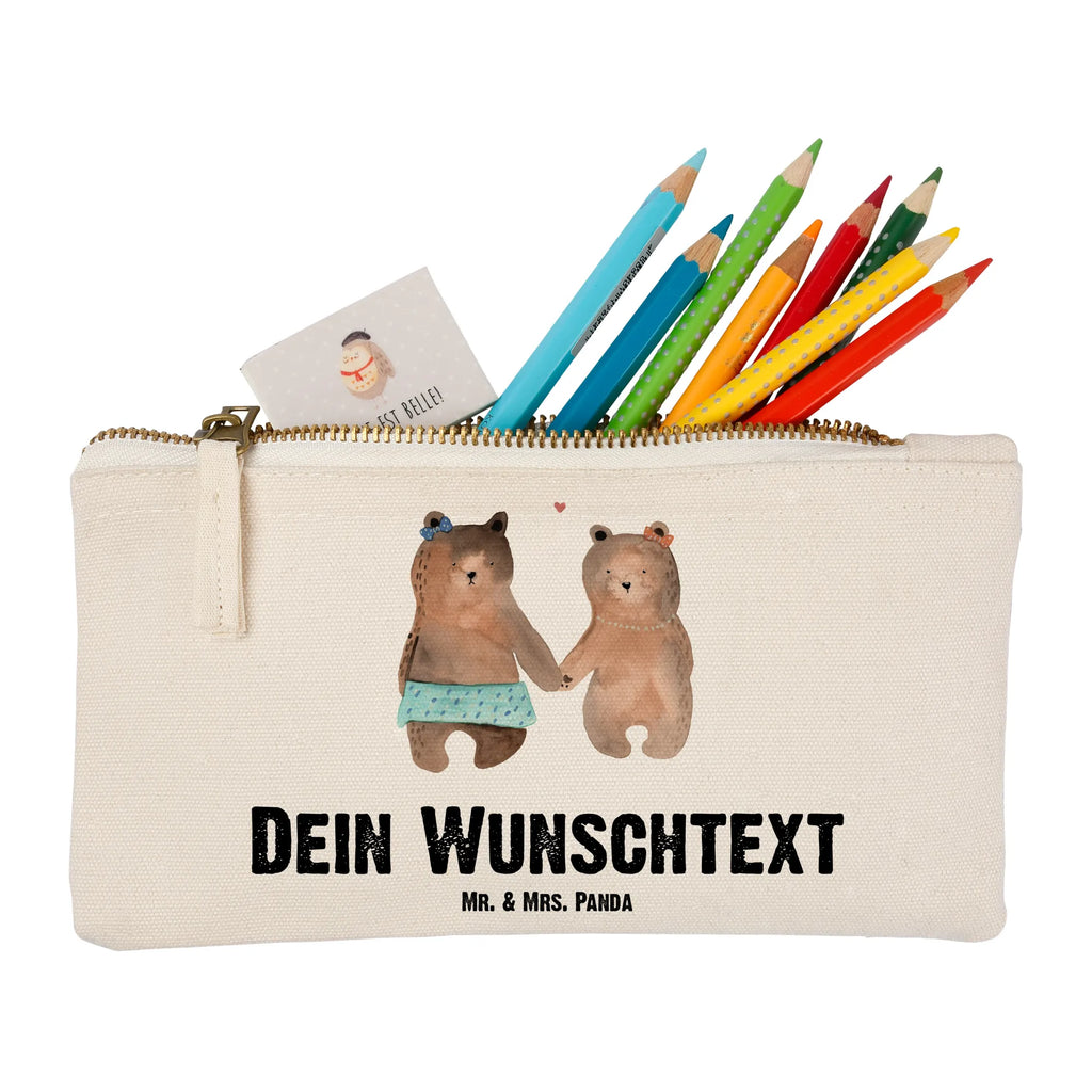 Personalisierte Schminktasche Bär Freundin Personalisierte Schminktasche, Personalisierte Kosmetiktasche, Personalisierter Kosmetikbeutel, Personalisiertes Stiftemäppchen, Personalisiertes Etui, Personalisierte Federmappe, Personalisierte Makeup Bag, Personalisiertes Schminketui, Personalisiertes Kosmetiketui, Personalisiertes Schlamperetui, Schminktasche mit Namen, Kosmetiktasche mit Namen, Kosmetikbeutel mit Namen, Stiftemäppchen mit Namen, Etui mit Namen, Federmappe mit Namen, Makeup Bg mit Namen, Schminketui mit Namen, Kosmetiketui mit Namen, Schlamperetui mit Namen, Schminktasche personalisieren, Schminktasche bedrucken, Schminktasche selbst gestalten, Bär, Teddy, Teddybär, Bär Freundin Beste Freund Liebe Liebesbeweis Verliebt Kumpel Kumpeliene