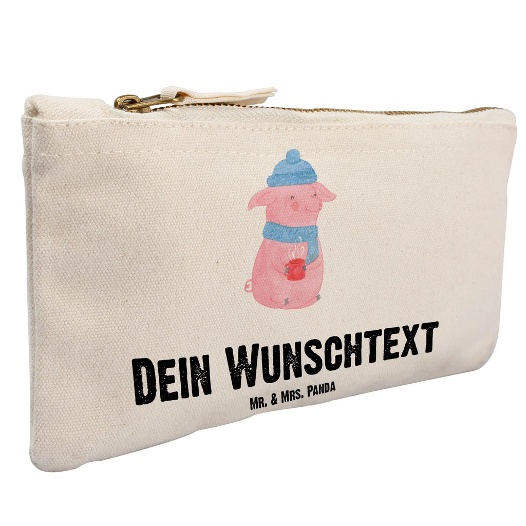 Personalisierte Schminktasche Lallelndes Glühschwein Personalisierte Schminktasche, Personalisierte Kosmetiktasche, Personalisierter Kosmetikbeutel, Personalisiertes Stiftemäppchen, Personalisiertes Etui, Personalisierte Federmappe, Personalisierte Makeup Bag, Personalisiertes Schminketui, Personalisiertes Kosmetiketui, Personalisiertes Schlamperetui, Schminktasche mit Namen, Kosmetiktasche mit Namen, Kosmetikbeutel mit Namen, Stiftemäppchen mit Namen, Etui mit Namen, Federmappe mit Namen, Makeup Bg mit Namen, Schminketui mit Namen, Kosmetiketui mit Namen, Schlamperetui mit Namen, Schminktasche personalisieren, Schminktasche bedrucken, Schminktasche selbst gestalten, Winter, Weihnachten, Weihnachtsdeko, Nikolaus, Advent, Heiligabend, Wintermotiv, Glühwein, Betrunken, Weihnachtsmarkt, Spruch