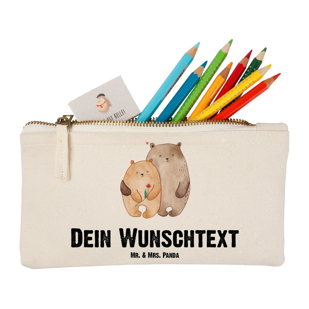 Personalisierte Schminktasche Bären Liebe Personalisierte Schminktasche, Personalisierte Kosmetiktasche, Personalisierter Kosmetikbeutel, Personalisiertes Stiftemäppchen, Personalisiertes Etui, Personalisierte Federmappe, Personalisierte Makeup Bag, Personalisiertes Schminketui, Personalisiertes Kosmetiketui, Personalisiertes Schlamperetui, Schminktasche mit Namen, Kosmetiktasche mit Namen, Kosmetikbeutel mit Namen, Stiftemäppchen mit Namen, Etui mit Namen, Federmappe mit Namen, Makeup Bg mit Namen, Schminketui mit Namen, Kosmetiketui mit Namen, Schlamperetui mit Namen, Schminktasche personalisieren, Schminktasche bedrucken, Schminktasche selbst gestalten, Liebe, Partner, Freund, Freundin, Ehemann, Ehefrau, Heiraten, Verlobung, Heiratsantrag, Liebesgeschenk, Jahrestag, Hocheitstag, Verliebt, Verlobt, Verheiratet, Geschenk Freundin, Geschenk Freund, Liebesbeweis, Hochzeitstag, Geschenk Hochzeit, Bären, Bärchen, Bär