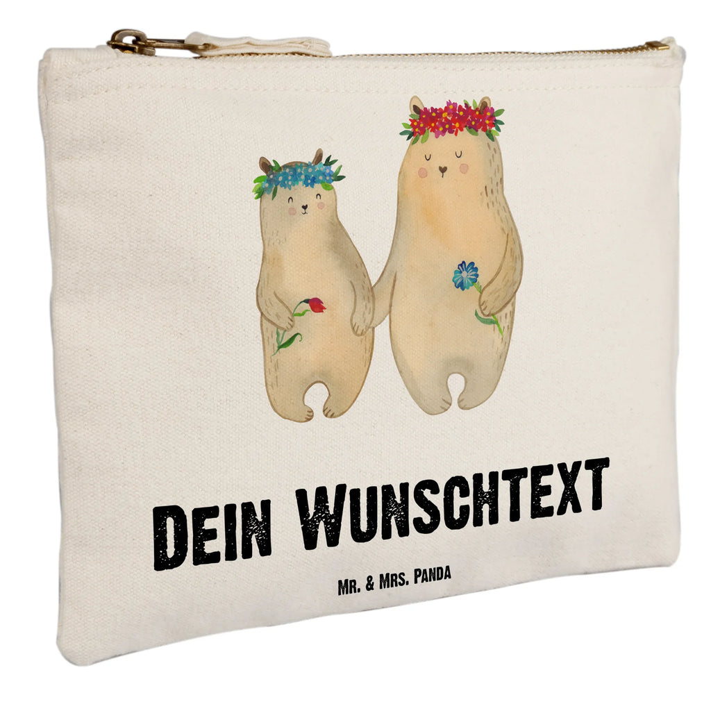 Personalisierte Schminktasche Bären mit Blumenkranz Personalisierte Schminktasche, Personalisierte Kosmetiktasche, Personalisierter Kosmetikbeutel, Personalisiertes Stiftemäppchen, Personalisiertes Etui, Personalisierte Federmappe, Personalisierte Makeup Bag, Personalisiertes Schminketui, Personalisiertes Kosmetiketui, Personalisiertes Schlamperetui, Schminktasche mit Namen, Kosmetiktasche mit Namen, Kosmetikbeutel mit Namen, Stiftemäppchen mit Namen, Etui mit Namen, Federmappe mit Namen, Makeup Bg mit Namen, Schminketui mit Namen, Kosmetiketui mit Namen, Schlamperetui mit Namen, Schminktasche personalisieren, Schminktasche bedrucken, Schminktasche selbst gestalten, Familie, Vatertag, Muttertag, Bruder, Schwester, Mama, Papa, Oma, Opa, Bär, Bären, Mutter, Mutti, Mami, Lieblingsmensch, Lieblingsmama, beste Mutter, weltbeste Mama, Geschenk Mama. Muttertag, Tochter, Kind, Kinder, Töchter, Family, Vorbild