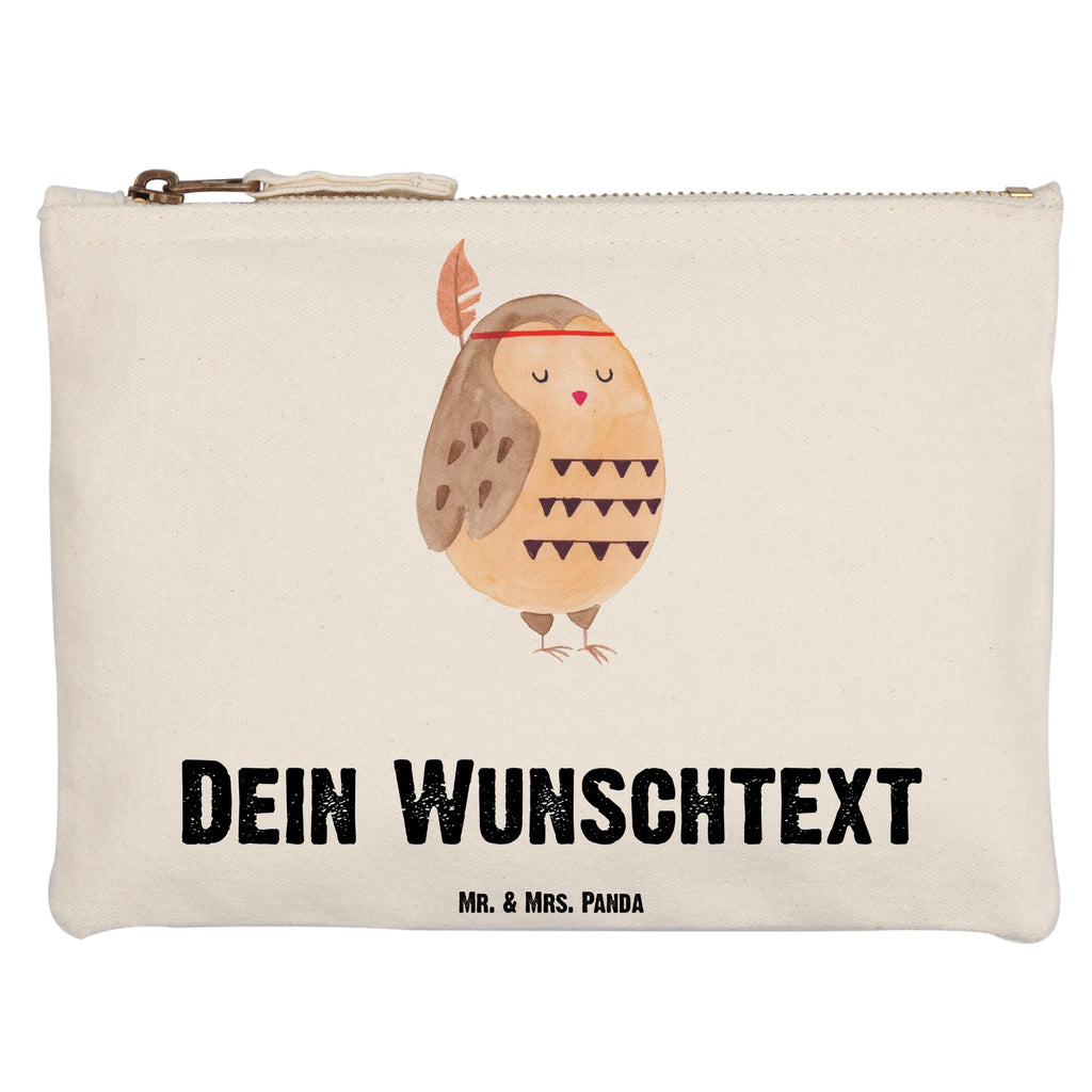 Personalisierte Schminktasche Eule Federschmuck Personalisierte Schminktasche, Personalisierte Kosmetiktasche, Personalisierter Kosmetikbeutel, Personalisiertes Stiftemäppchen, Personalisiertes Etui, Personalisierte Federmappe, Personalisierte Makeup Bag, Personalisiertes Schminketui, Personalisiertes Kosmetiketui, Personalisiertes Schlamperetui, Schminktasche mit Namen, Kosmetiktasche mit Namen, Kosmetikbeutel mit Namen, Stiftemäppchen mit Namen, Etui mit Namen, Federmappe mit Namen, Makeup Bg mit Namen, Schminketui mit Namen, Kosmetiketui mit Namen, Schlamperetui mit Namen, Schminktasche personalisieren, Schminktasche bedrucken, Schminktasche selbst gestalten, Eule, Eule Deko, Owl, Das Leben ist ein Abenteuer, Reisespruch, Federschmuck, Dekoration