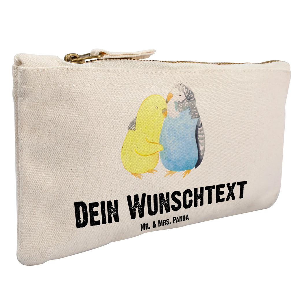 Personalisierte Schminktasche Wellensittich Liebe Personalisierte Schminktasche, Personalisierte Kosmetiktasche, Personalisierter Kosmetikbeutel, Personalisiertes Stiftemäppchen, Personalisiertes Etui, Personalisierte Federmappe, Personalisierte Makeup Bag, Personalisiertes Schminketui, Personalisiertes Kosmetiketui, Personalisiertes Schlamperetui, Schminktasche mit Namen, Kosmetiktasche mit Namen, Kosmetikbeutel mit Namen, Stiftemäppchen mit Namen, Etui mit Namen, Federmappe mit Namen, Makeup Bg mit Namen, Schminketui mit Namen, Kosmetiketui mit Namen, Schlamperetui mit Namen, Schminktasche personalisieren, Schminktasche bedrucken, Schminktasche selbst gestalten, Liebe, Partner, Freund, Freundin, Ehemann, Ehefrau, Heiraten, Verlobung, Heiratsantrag, Liebesgeschenk, Jahrestag, Hocheitstag, Vögel, Wellensittich, Nähe, Kuscheln, Vertrauen