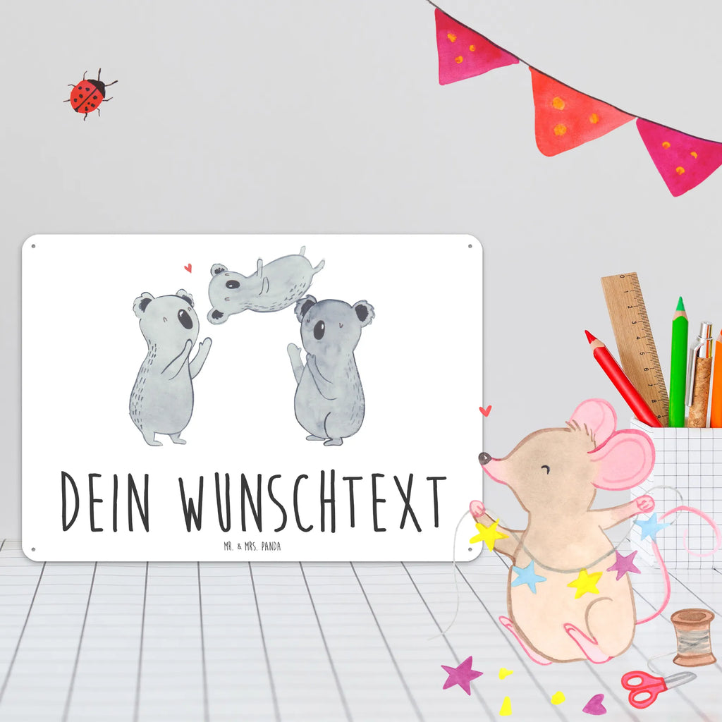 Personalisiertes Blechschild Koalas Feiern Blechschild, Metallschild, Geschenk Schild, Schild, Magnet-Metall-Schild, Deko Schild, Wandschild, Wand-Dekoration, Türschild, Geburtstag, Geburtstagsgeschenk, Geschenk, Koala, Familie, Kind, Eltern, Herz, Liebe