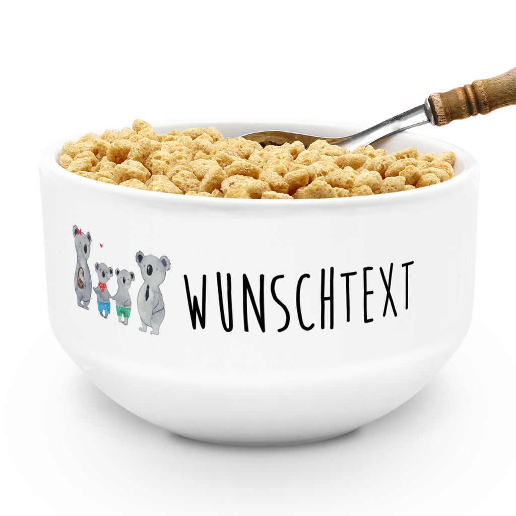 Personalisierte Müslischale Koala Familie zwei Müslischale, Müslischüssel, Früstücksschüssel, Schüssel, Keramik Schüssel, Dessertschüssel, Salatschüssel, Suppenschüssel, Obstschale, Porzellan Schale, Snackschale, Müs­lischale personalisiert, Personalisierte Müs­lischale, Müs­lischale mit Namen, Personalisierte Schüsseln, Schüssel personalisieren, Müs­lischale Spruch, Schale personalisieren, Personalisierte Schale, Müs­lischale Geschenk, Müs­lischale mit Text, Bedruckte Müs­lischale, Müs­lischale Namen, Müs­lischale Name, Große Müs­lischale mit Namen, Müs­lischale mit Name, Familie, Vatertag, Muttertag, Bruder, Schwester, Mama, Papa, Oma, Opa, Koala, Koalabär, beste Familie, Familienzeit, Familienleben, Koalafamilie, Lieblingsfamilie