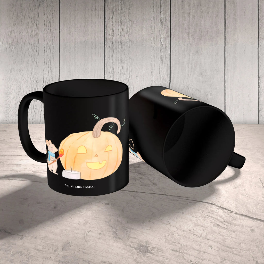 Tasse Kürbis Maus Tasse, Kaffeetasse, Teetasse, Becher, Kaffeebecher, Teebecher, Keramiktasse, Porzellantasse, Büro Tasse, Geschenk Tasse, Tasse Sprüche, Tasse Motive, Kaffeetassen, Tasse bedrucken, Designer Tasse, Cappuccino Tassen, Schöne Teetassen, Halloween, Deko, Martinssingen, Dekoration, Geschenke, Schenken, Halloween Deko, Trick or Treat, Süßes sonst gibt's saures, Maus, Kürbis, Kerzen