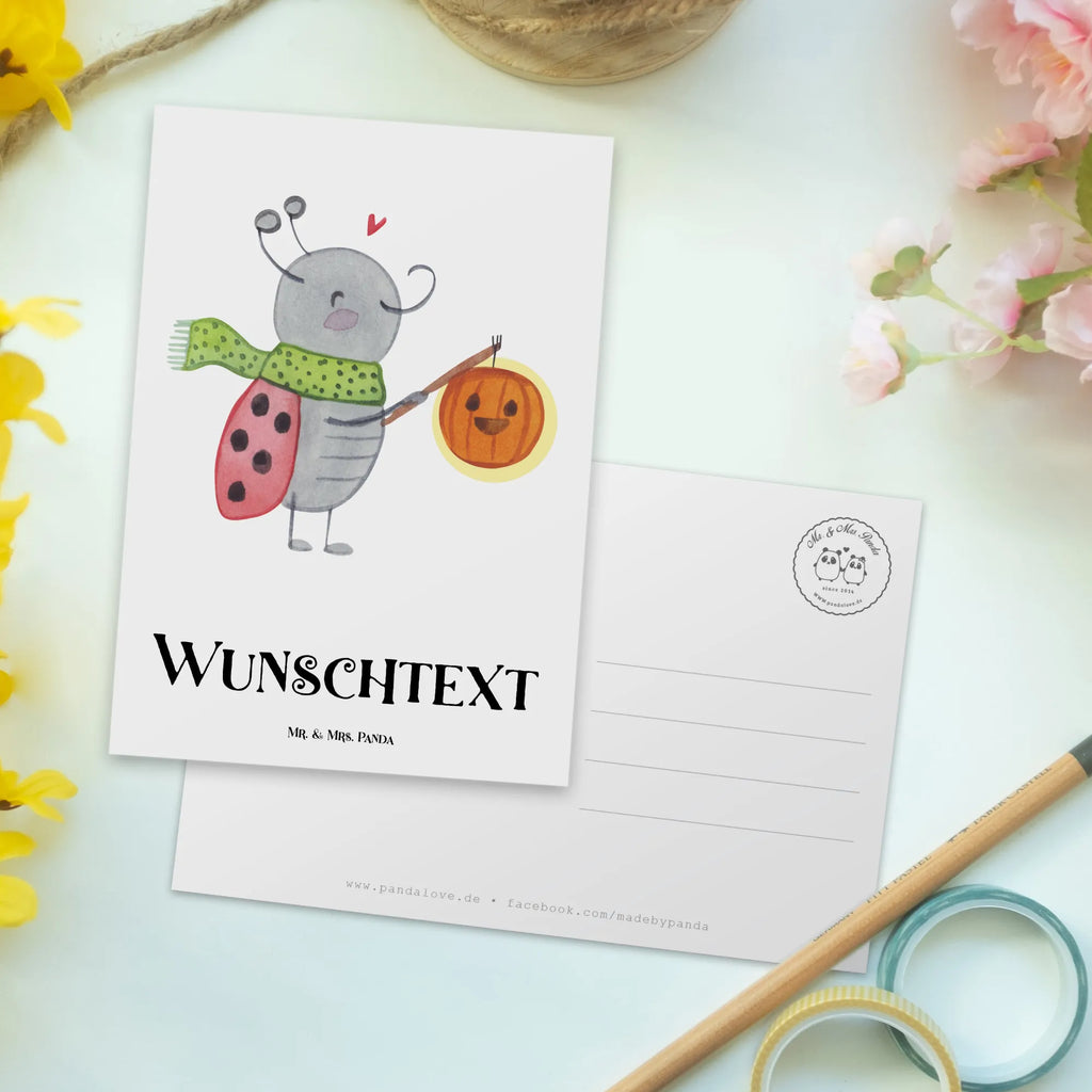 Personalisierte Postkarte Smörle Laterne Postkarte mit Namen, Postkarte bedrucken, Postkarte mit Wunschtext, Postkarte personalisierbar, Geschenkkarte mit Namen, Grußkarte mit Namen, Karte mit Namen, Einladung mit Namen, Ansichtskarte mit Namen, Geschenkkarte mit Wunschtext, Grußkarte mit Wunschtext, Karte mit Wunschtext, Einladung mit Wunschtext, Ansichtskarte mit Wunschtext, Halloween, Deko, Martinssingen, Dekoration, Geschenke, Schenken, Laterne, Herbst, Marienkäfer