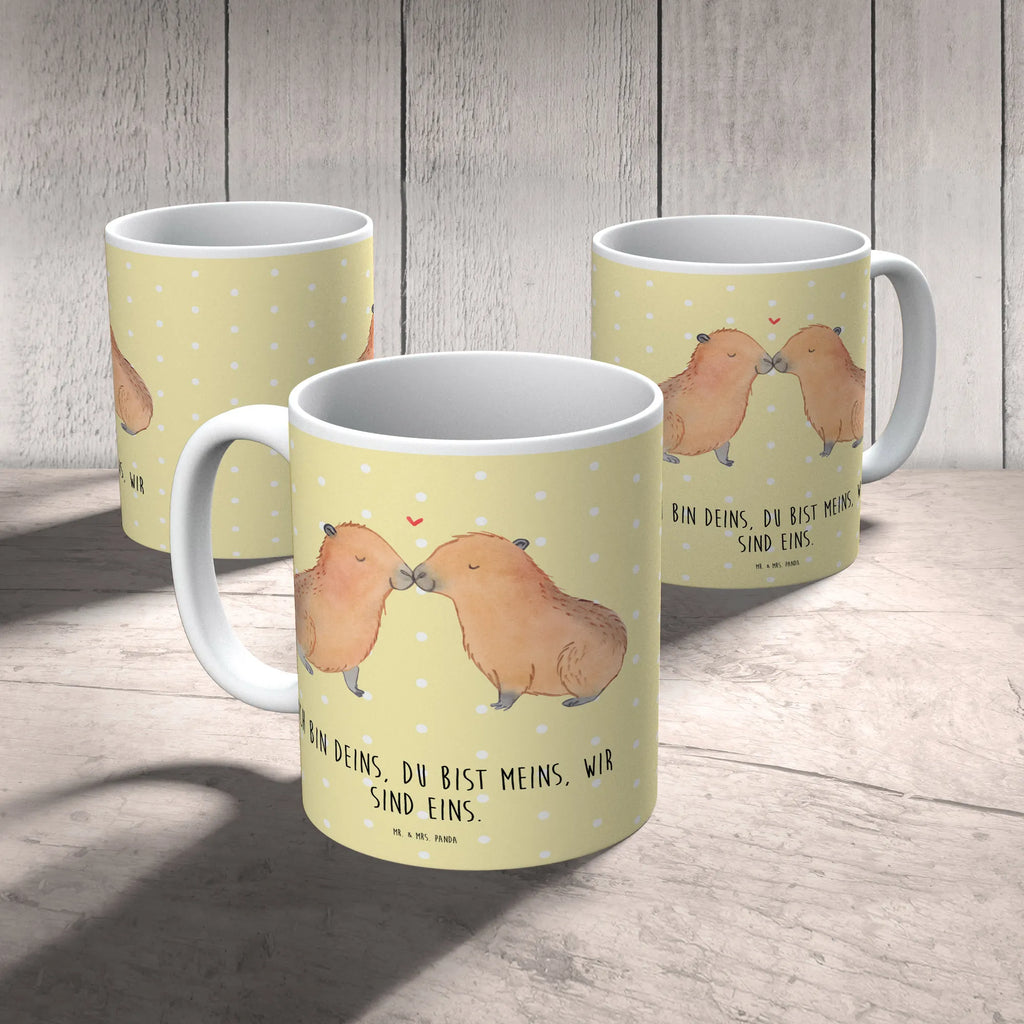 Kindertasse Capybara Liebe Kindertasse, Kinder Tasse, Kunststoff Tasse, Kindergarten Tasse, Trinkbecher, Camping Becher, Kaffeetasse, Kunststoffbecher, Kindergartenbecher, Outdoorgeschirr, Kunststoffgeschirr, Reisebecher, Reisetasse, Kinderbecher, Bruchfeste Tasse, Bruchsichere Tasse, Plastik Tasse, Plastiktasse, Tiermotive, Gute Laune, lustige Sprüche, Tiere, Capybara, Liebe, verliebt, Paar, Jahrestag, Kuschel Capybaras, Tierliebe, Romantisches Geschenk, Handgezeichnet, Verschmolzen, Geschenkidee, Beziehung, Partnertiere, Ich bin deins, Du bist meins, Liebesspruch, Herzlich, Valentinstag, Ehejubiläum, Liebesbeweis