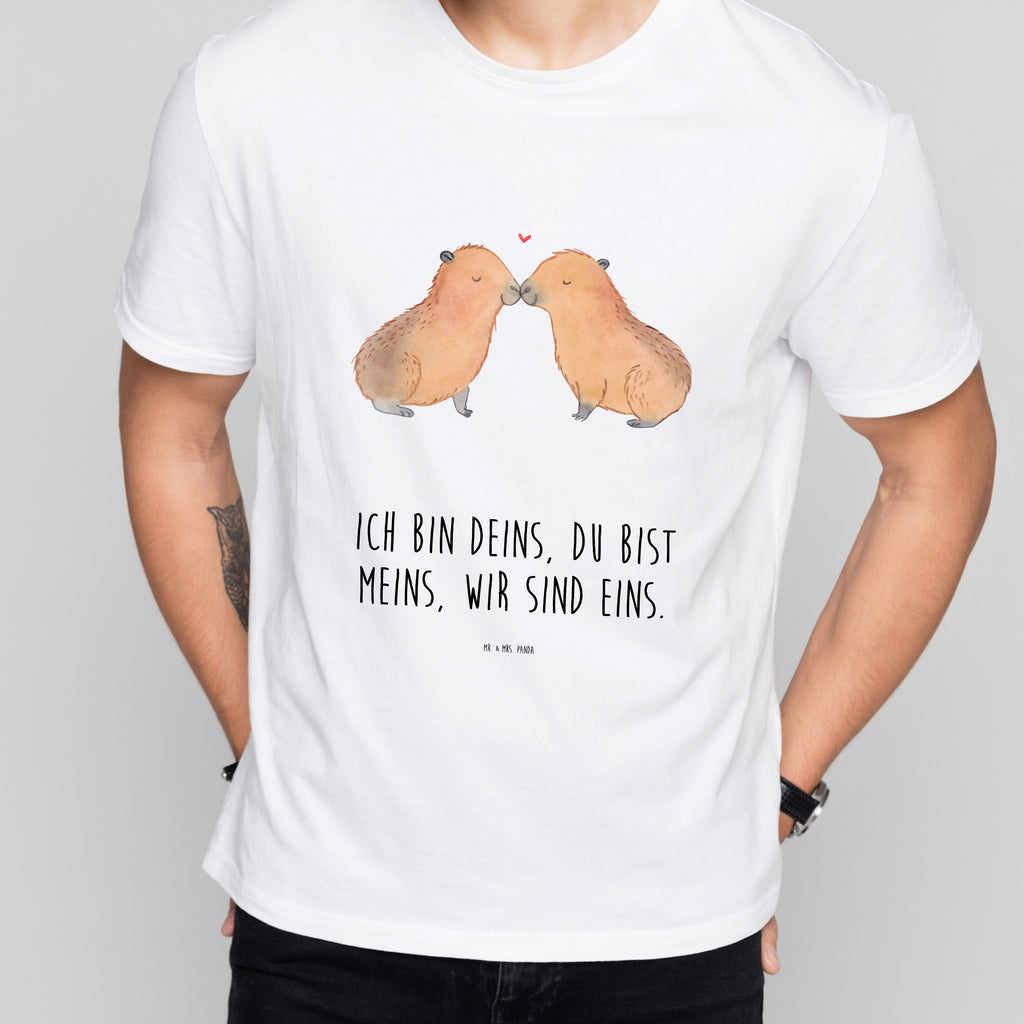 T-Shirt Standard Capybara Liebe T-Shirt, Shirt, Tshirt, Lustiges T-Shirt, T-Shirt mit Spruch, Party, Junggesellenabschied, Jubiläum, Geburstag, Herrn, Damen, Männer, Frauen, Schlafshirt, Nachthemd, Sprüche, Tiermotive, Gute Laune, lustige Sprüche, Tiere, Capybara, Liebe, verliebt, Paar, Jahrestag, Kuschel Capybaras, Tierliebe, Romantisches Geschenk, Handgezeichnet, Verschmolzen, Geschenkidee, Beziehung, Partnertiere, Ich bin deins, Du bist meins, Liebesspruch, Herzlich, Valentinstag, Ehejubiläum, Liebesbeweis