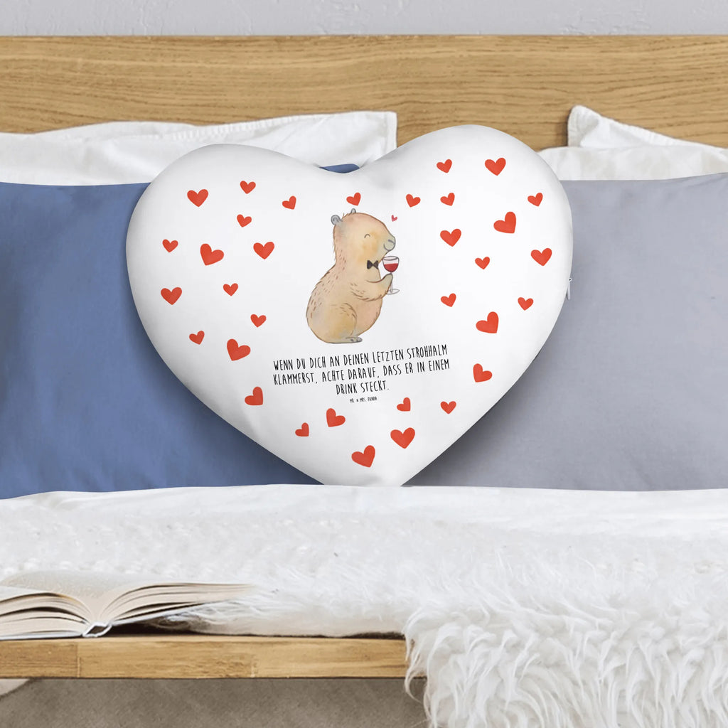 Herzkissen Capybara Wein Kissen, Herzkissen, Herzform, Herz, Dekokissen, Tiermotive, Gute Laune, lustige Sprüche, Tiere, Capybara Weinflasche, Weinliebhaber Geschenk, Capybara Zeichnung, Adrette Tiere, Panda Handzeichnung, Weintrinkendes Nagetier, Capybara Kunstwerk, Geschenk für Weinkenner, Stilvolles Capybara, Heiterer Capybara, Liebe zum Wein Spruch, Wein Spaßbild, Handgezeichnetes Capybara