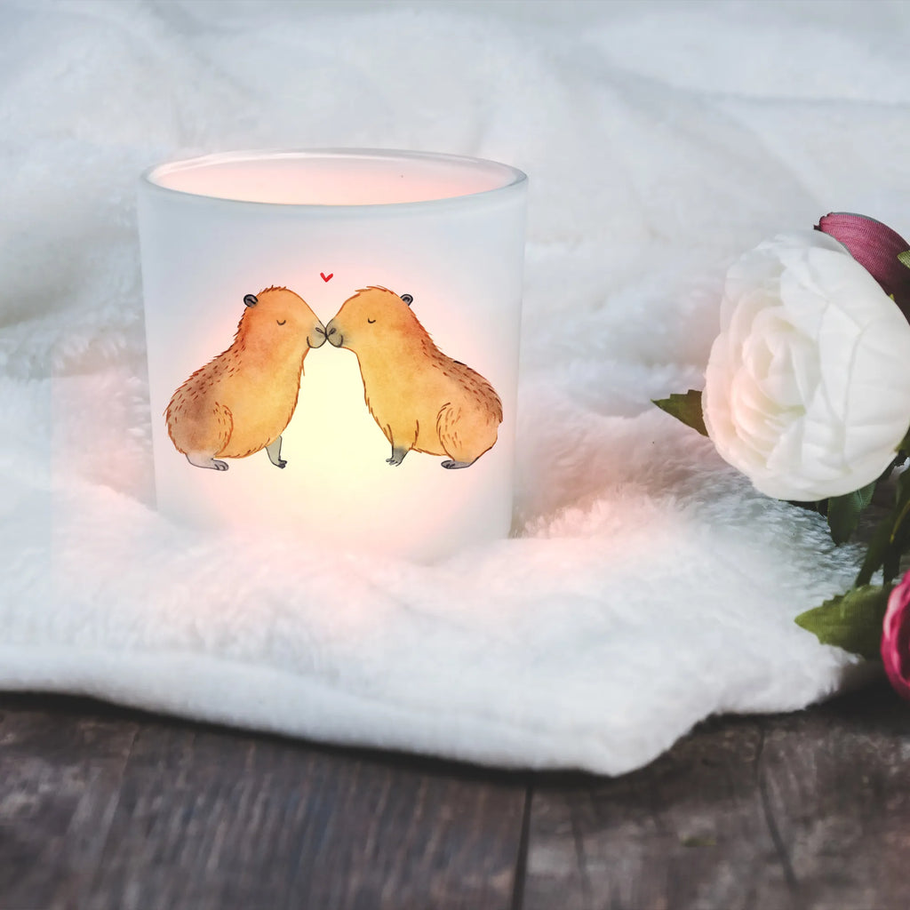 Personalisiertes Windlicht Capybara Liebe Personalisiertes Windlicht, Personalisiertes Windlicht Glas, Personalisiertes Teelichtglas, Personalisierter Teelichthalter, Personalisiertes Kerzenglas, Personalisierte Kerze, Personalisiertes Teelicht, Windlicht mit Namen, Windlicht Glas mit Namen, Teelichtglas mit Namen, Teelichthalter mit Namen, Teelichter mit Namen, Kerzenglas mit Namen, Kerze mit Namen, Teelicht mit Namen, Namenspersonalisierung, Name, selbst gestalten, Wunschtext, Bedrucken, Tiermotive, Gute Laune, lustige Sprüche, Tiere, Capybara, Liebe, verliebt, Paar, Jahrestag, Kuschel Capybaras, Tierliebe, Romantisches Geschenk, Handgezeichnet, Verschmolzen, Geschenkidee, Beziehung, Partnertiere, Ich bin deins, Du bist meins, Liebesspruch, Herzlich, Valentinstag, Ehejubiläum, Liebesbeweis