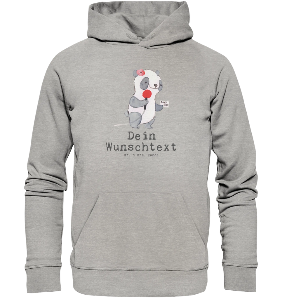 Personalisierter Hoodie Sportjournalistin mit Herz Personalisierter Hoodie, Namens-Hoodie, Wunschtext-Hoodie, Text-Hoodie, Hoodie mit Spruch, Hoodie mit Logo, Hoodie mit Bild, Hoodie mit Foto, Hoodie mit Design, Hoodie mit Aufdruck, Kapuzenpullover mit Wunschtext, Kapuzenpullover mit Wunschname, Kapuzenpullover mit Namen, Kapuzenpullover personalisiert, Unisex Hoodie personalisiert, Hoodie Männer personalisiert, Hoodie Frauen personalisiert, Kapuzenpullover Männer personalisiert, Kapuzenpullover Frauen personalisiert, Oberteil personalisiert, Beruf, Ausbildung, Jubiläum, Abschied, Rente, Kollege, Kollegin, Geschenk, Schenken, Arbeitskollege, Mitarbeiter, Firma, Danke, Dankeschön, Sportjournalistin, Journalistin, Reporterin, Redakteurin, Pressebüro, Studium