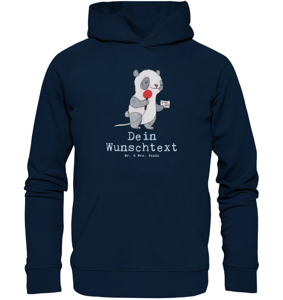 Personalisierter Hoodie Sportreporter mit Herz Personalisierter Hoodie, Namens-Hoodie, Wunschtext-Hoodie, Text-Hoodie, Hoodie mit Spruch, Hoodie mit Logo, Hoodie mit Bild, Hoodie mit Foto, Hoodie mit Design, Hoodie mit Aufdruck, Kapuzenpullover mit Wunschtext, Kapuzenpullover mit Wunschname, Kapuzenpullover mit Namen, Kapuzenpullover personalisiert, Unisex Hoodie personalisiert, Hoodie Männer personalisiert, Hoodie Frauen personalisiert, Kapuzenpullover Männer personalisiert, Kapuzenpullover Frauen personalisiert, Oberteil personalisiert, Beruf, Ausbildung, Jubiläum, Abschied, Rente, Kollege, Kollegin, Geschenk, Schenken, Arbeitskollege, Mitarbeiter, Firma, Danke, Dankeschön