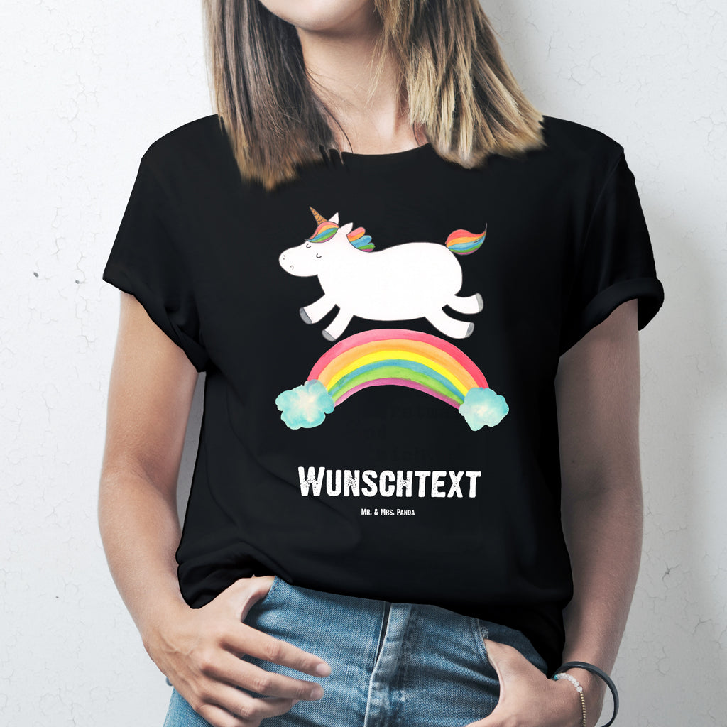 Personalisiertes T-Shirt Einhorn Regenbogen T-Shirt Personalisiert, T-Shirt mit Namen, T-Shirt mit Aufruck, Männer, Frauen, Wunschtext, Bedrucken, Einhorn, Einhörner, Einhorn Deko, Pegasus, Unicorn, Regenbogen, Glitzer, Einhornpower, Erwachsenwerden, Einhornautobahn