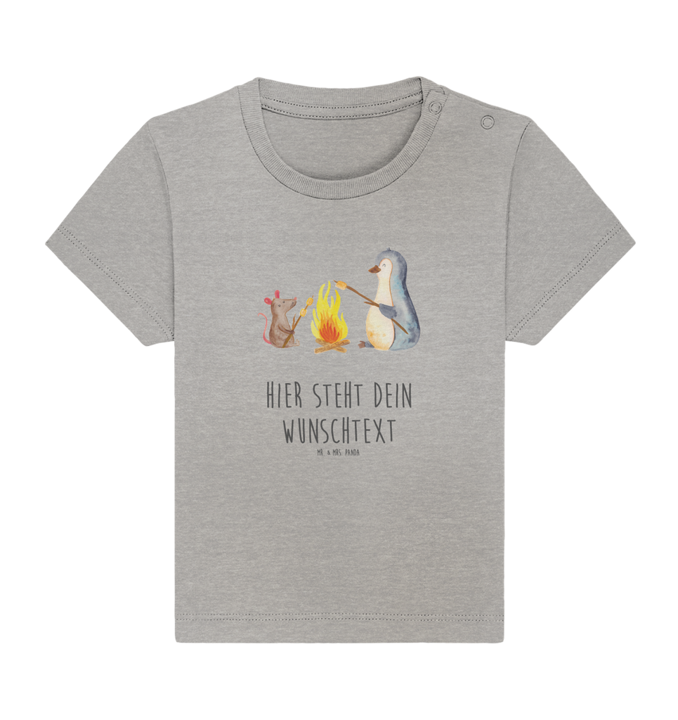 Personalisiertes Baby Shirt Pinguin Lagerfeuer Personalisiertes Baby T-Shirt, Personalisiertes Jungen Baby T-Shirt, Personalisiertes Mädchen Baby T-Shirt, Personalisiertes Shirt, Pinguin, Maus, Pinguine, Lagerfeuer, Leben, Arbeit, Job, Motivation, Büro, Büroalltag, Lebensspruch, Lebensmotivation, Neustart, Liebe, grillen, Feuer, Marshmallows