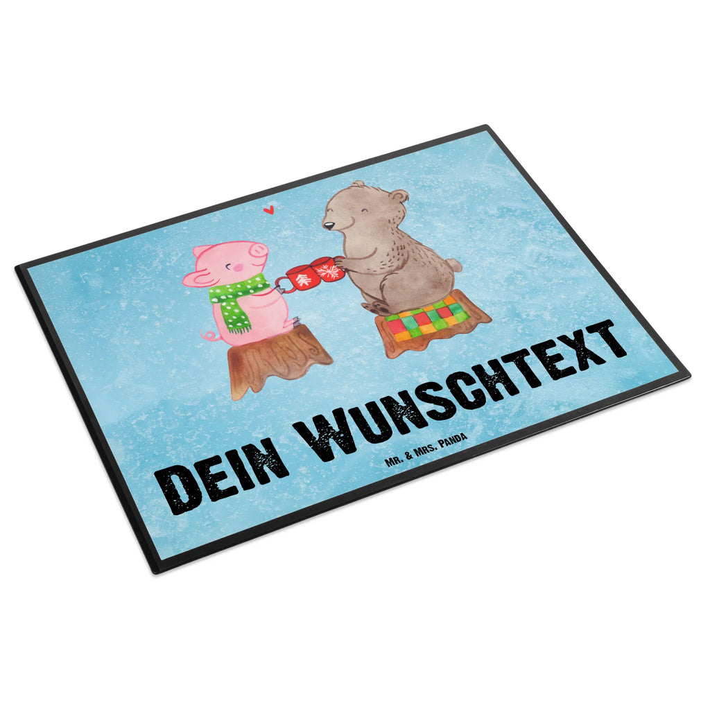 Personalisierte Schreibtischunterlage Glühschwein Sause Personalisierte Schreibunterlage, Personalisierte Schreibtischauflage, Personalisierte Schreibtisch Unterlagen, Schreibunterlage mit Namen, Schreibtischauflage mit Namen, Schreibtisch Unterlagen mit Namen, Selbst gestalten, Namensaufdruck, Namenspersonalisierung, Winter, Weihnachten, Weihnachtsdeko, Nikolaus, Advent, Heiligabend, Wintermotiv, Prost, Alles Gute, Weihnachtszeit, Schwein, Bär