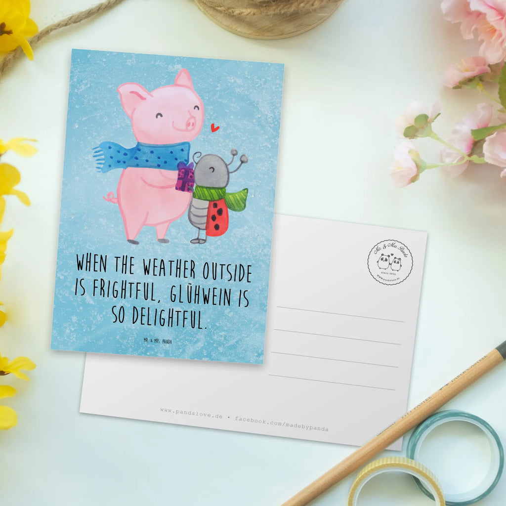 Postkarte Glühschwein Smörle Postkarte, Karte, Geschenkkarte, Grußkarte, Einladung, Ansichtskarte, Geburtstagskarte, Einladungskarte, Dankeskarte, Ansichtskarten, Einladung Geburtstag, Einladungskarten Geburtstag, Winter, Weihnachten, Weihnachtsdeko, Nikolaus, Advent, Heiligabend, Wintermotiv, Handgezeichnetes Glühschwein, Kreatives Glühschwein Design, Winterlicher Glühwein Spruch, Glühwein Liebhaber Geschenk, Herzliches Marienkäfer Motiv, Marienkäfer in Winterkleidung, Glühwein ist köstlich Spruch, Smörle der stolze Marienkäfer, Süßer Marienkäfer gibt Geschenk, Romantische Geschenkidee Glühwein