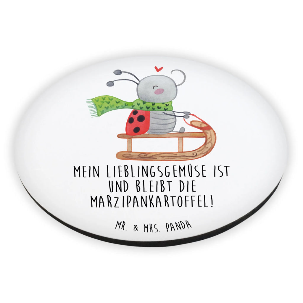 Rund Magnet Smörle Rodeln Kühlschrankmagnet, Pinnwandmagnet, Souvenir Magnet, Motivmagnete, Dekomagnet, Whiteboard Magnet, Notiz Magnet, Kühlschrank Dekoration, Winter, Weihnachten, Weihnachtsdeko, Nikolaus, Advent, Heiligabend, Wintermotiv, Schlittenfahren, Smörle, Marzipan