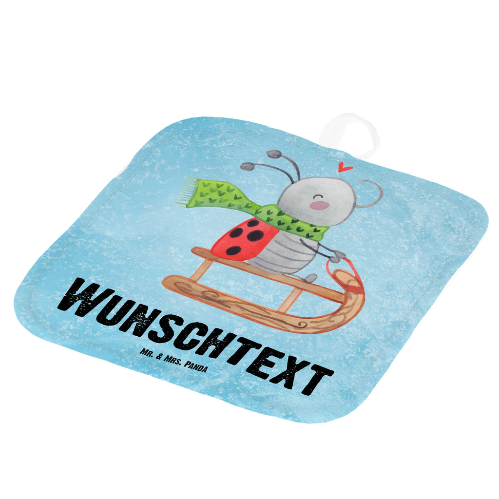 Personalisierte Topflappen Smörle Rodeln Topflappen personalisiert, Personalisierte Topfuntersetzer, Personalisierter Ofenhandschuh, Topflappen Set personalisiert, Topflappen mit Namen, Namensaufdruck, Winter, Weihnachten, Weihnachtsdeko, Nikolaus, Advent, Heiligabend, Wintermotiv, Schlittenfahren, Smörle, Marzipan