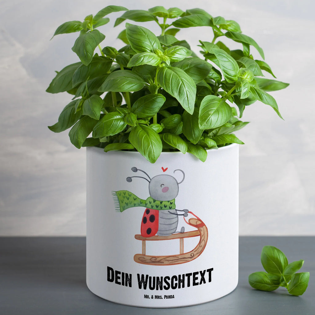 Personalisierter XL Blumentopf Smörle Rodeln Personalisierter Blumentopf, Personalisierter Übertopf, Personalisierter Pflanztopf, Personalisierter Keramiktopf, Personalisierter Kräutertopf, Personalisierter Topf, Personalisierter Pflanzkübel, Personalisierter Blumenübertopf, Winter, Weihnachten, Weihnachtsdeko, Nikolaus, Advent, Heiligabend, Wintermotiv, Schlittenfahren, Smörle, Marzipan