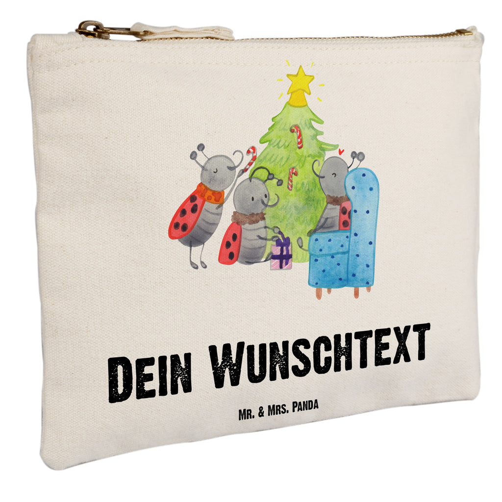 Personalisierte Schminktasche Weihnachten Smörle Personalisierte Schminktasche, Personalisierte Kosmetiktasche, Personalisierter Kosmetikbeutel, Personalisiertes Stiftemäppchen, Personalisiertes Etui, Personalisierte Federmappe, Personalisierte Makeup Bag, Personalisiertes Schminketui, Personalisiertes Kosmetiketui, Personalisiertes Schlamperetui, Schminktasche mit Namen, Kosmetiktasche mit Namen, Kosmetikbeutel mit Namen, Stiftemäppchen mit Namen, Etui mit Namen, Federmappe mit Namen, Makeup Bg mit Namen, Schminketui mit Namen, Kosmetiketui mit Namen, Schlamperetui mit Namen, Schminktasche personalisieren, Schminktasche bedrucken, Schminktasche selbst gestalten, Winter, Weihnachten, Weihnachtsdeko, Nikolaus, Advent, Heiligabend, Wintermotiv, Weihnachtsbaum, Geschenk, Pfefferminzstange, Tannennadeln