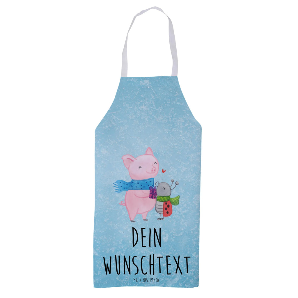 Personalisierte Kochschürze Glühschwein Smörle Personalisierte Kochschürze, Personalisierte Schürze, Personalisierte Backschürze, Personalisierte Küchenschürze, Personalisierte Grillschürze, Personalisierte Latzschürze, Kochschürze mit Namen, Schürze mit Namen, Backschürze mit Namen, Küchenschürze mit Namen, Grillschürze mit Namen, Latzschürze mit Namen, Schürze bedrucken, Kochschürze personalisiert, Kochschürze personalisieren, Personalisierte Kochschürzen, Schürze personalisiert, Grillschürze personalisieren, Schürze personalisieren, Grillschürze personalisiert, Kochschürze bedrucken, Kochschürze selbst gestalten, Schürze selbst gestalten, Grillschürze bedrucken, Winter, Weihnachten, Weihnachtsdeko, Nikolaus, Advent, Heiligabend, Wintermotiv, Handgezeichnetes Glühschwein, Kreatives Glühschwein Design, Winterlicher Glühwein Spruch, Glühwein Liebhaber Geschenk, Herzliches Marienkäfer Motiv, Marienkäfer in Winterkleidung, Glühwein ist köstlich Spruch, Smörle der stolze Marienkäfer, Süßer Marienkäfer gibt Geschenk, Romantische Geschenkidee Glühwein