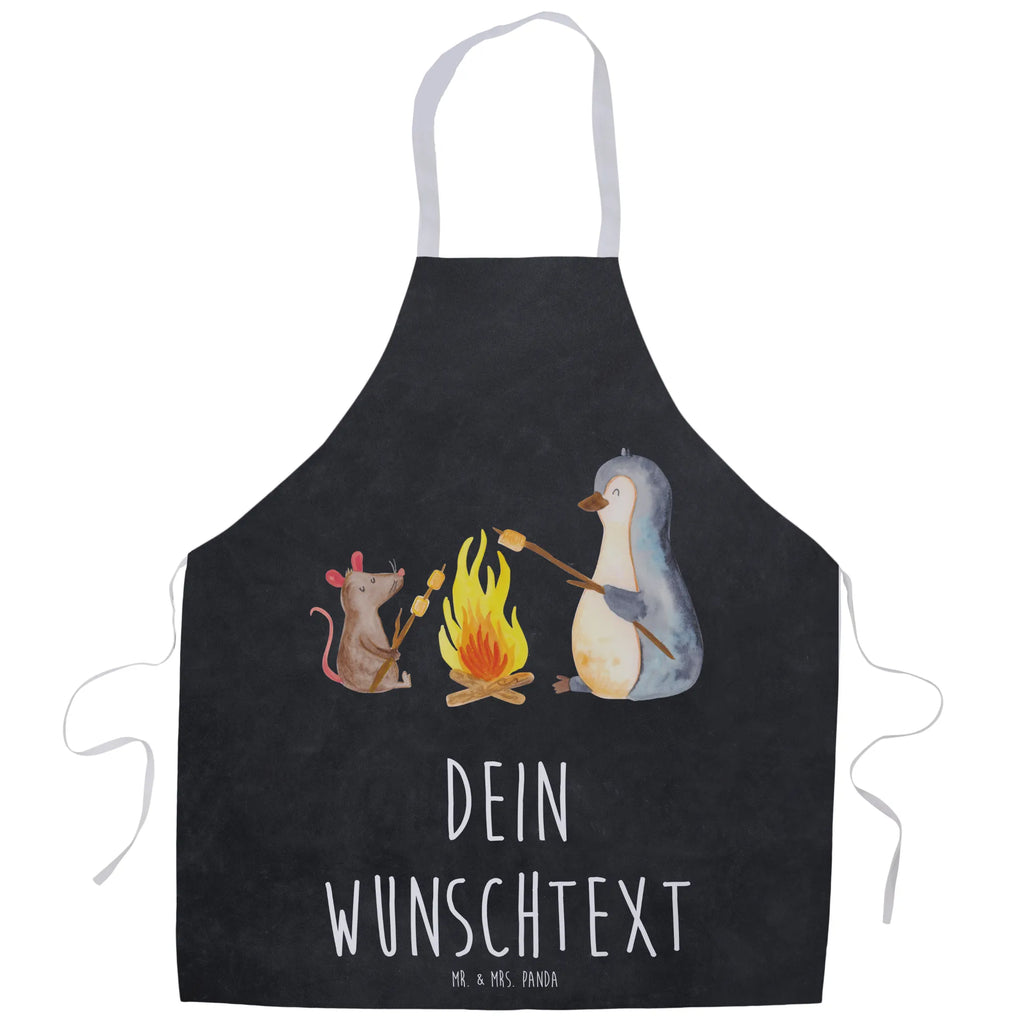 Personalisierte Kochschürze Pinguin Lagerfeuer Personalisierte Kochschürze, Personalisierte Schürze, Personalisierte Backschürze, Personalisierte Küchenschürze, Personalisierte Grillschürze, Personalisierte Latzschürze, Kochschürze mit Namen, Schürze mit Namen, Backschürze mit Namen, Küchenschürze mit Namen, Grillschürze mit Namen, Latzschürze mit Namen, Schürze bedrucken, Kochschürze personalisiert, Kochschürze personalisieren, Personalisierte Kochschürzen, Schürze personalisiert, Grillschürze personalisieren, Schürze personalisieren, Grillschürze personalisiert, Kochschürze bedrucken, Kochschürze selbst gestalten, Schürze selbst gestalten, Grillschürze bedrucken, Pinguin, Maus, Pinguine, Lagerfeuer, Leben, Arbeit, Job, Motivation, Büro, Büroalltag, Lebensspruch, Lebensmotivation, Neustart, Liebe, grillen, Feuer, Marshmallows