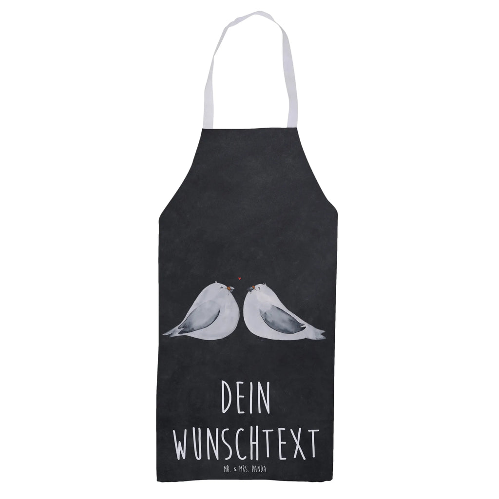 Personalisierte Kochschürze Turteltauben Liebe Personalisierte Kochschürze, Personalisierte Schürze, Personalisierte Backschürze, Personalisierte Küchenschürze, Personalisierte Grillschürze, Personalisierte Latzschürze, Kochschürze mit Namen, Schürze mit Namen, Backschürze mit Namen, Küchenschürze mit Namen, Grillschürze mit Namen, Latzschürze mit Namen, Schürze bedrucken, Kochschürze personalisiert, Kochschürze personalisieren, Personalisierte Kochschürzen, Schürze personalisiert, Grillschürze personalisieren, Schürze personalisieren, Grillschürze personalisiert, Kochschürze bedrucken, Kochschürze selbst gestalten, Schürze selbst gestalten, Grillschürze bedrucken, Liebe, Partner, Freund, Freundin, Ehemann, Ehefrau, Heiraten, Verlobung, Heiratsantrag, Liebesgeschenk, Jahrestag, Hocheitstag, Turteltauben, Turteltäubchen, Tauben, Verliebt, Verlobt, Verheiratet, Geschenk Freundin, Geschenk Freund, Liebesbeweis, Hochzeitstag, Geschenk Hochzeit