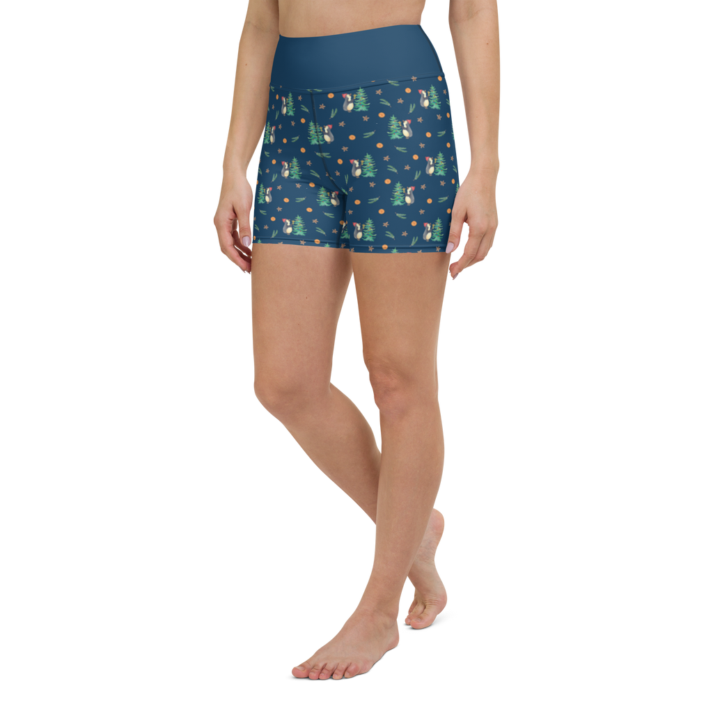 Yoga Shorts Pinguin Weihnachtsbaum Muster Yoga Shorts, Yogashorts, Sporthose, Sportshorts, Fitnesshose, Sportshorts Damen, Yoga Shorts Damen, Yogabekleidung, Sportbekleidung, Winter, Weihnachten, Weihnachtsdeko, Nikolaus, Advent, Heiligabend, Wintermotiv, Pinguin